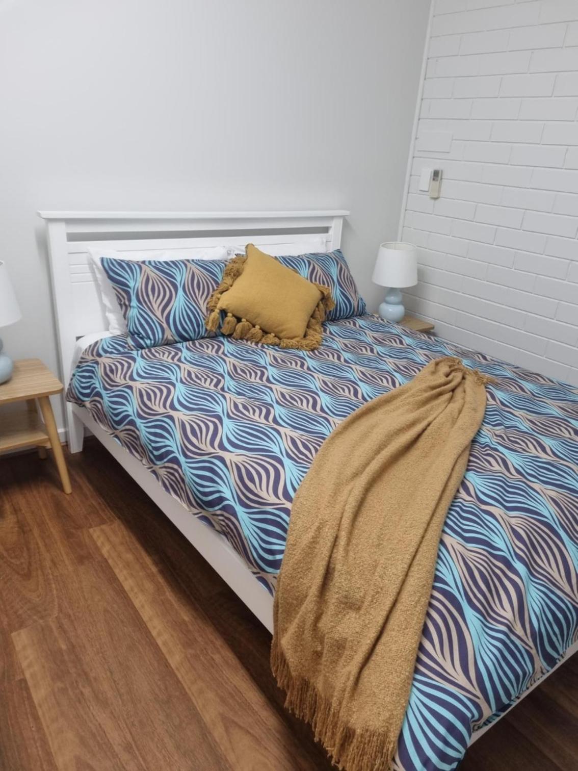 Four-Bedroom House photo 2
