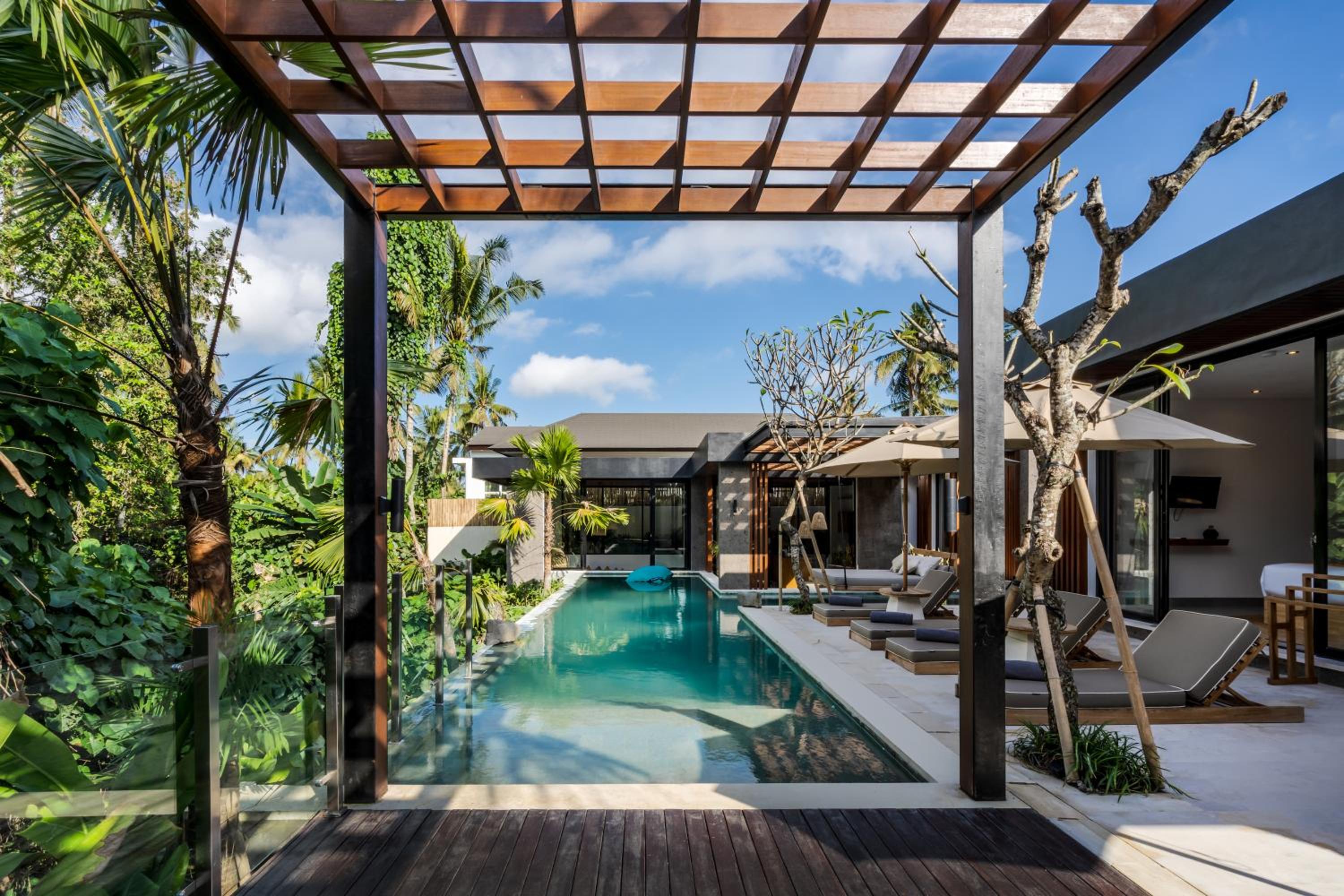 Three-Bedroom Villa - Photo 36