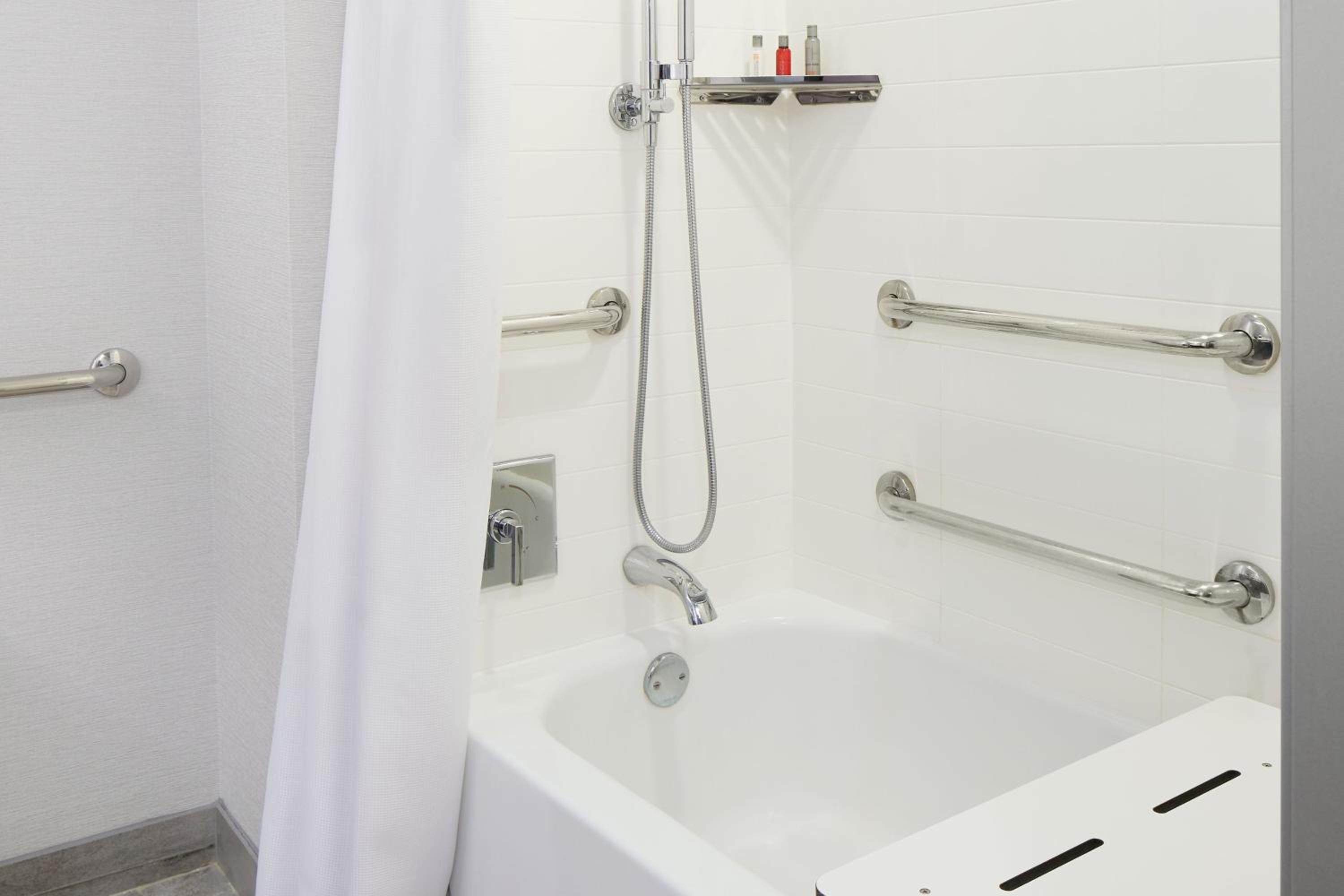 Double Room - Photo 6