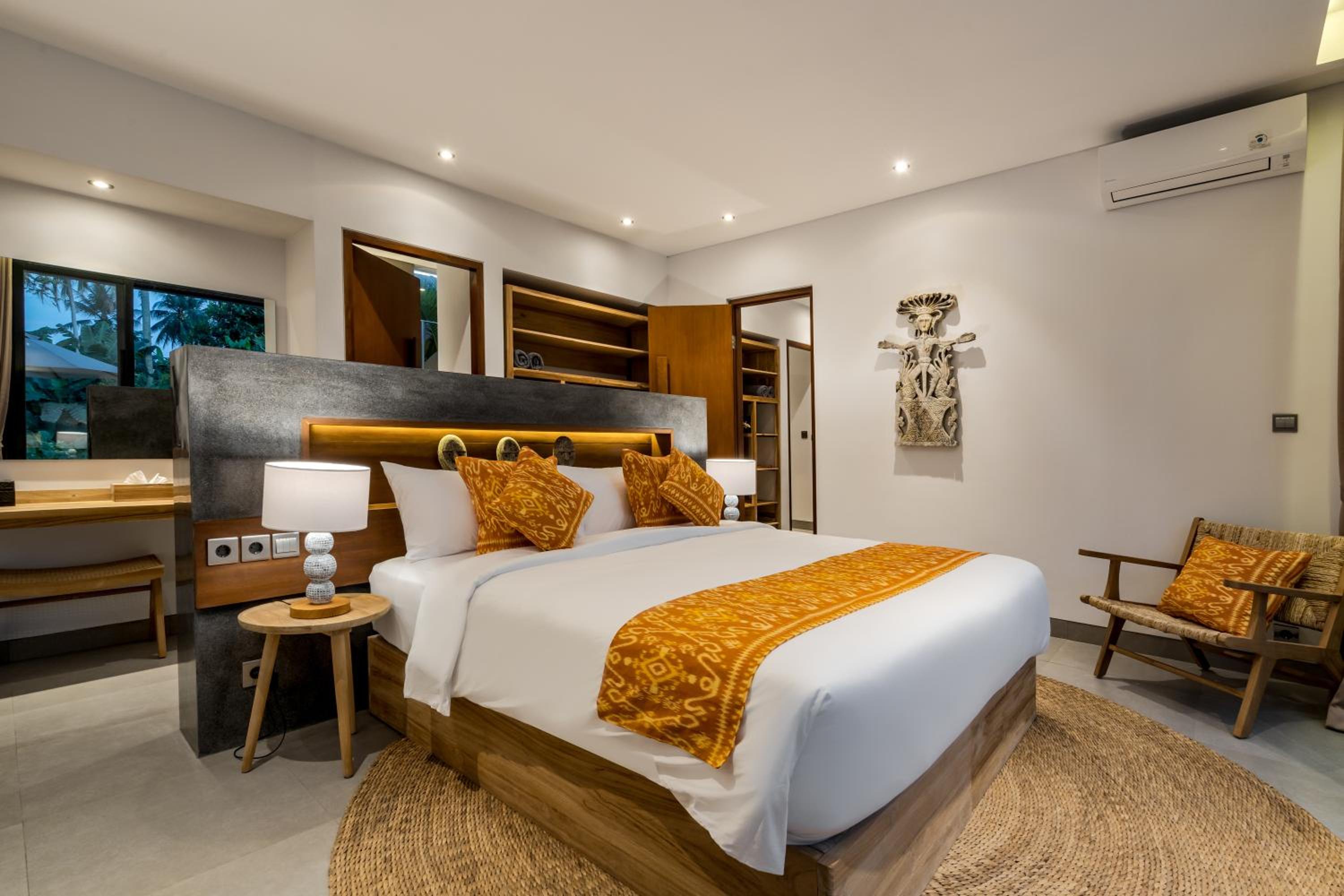 Three-Bedroom Villa - Photo 17