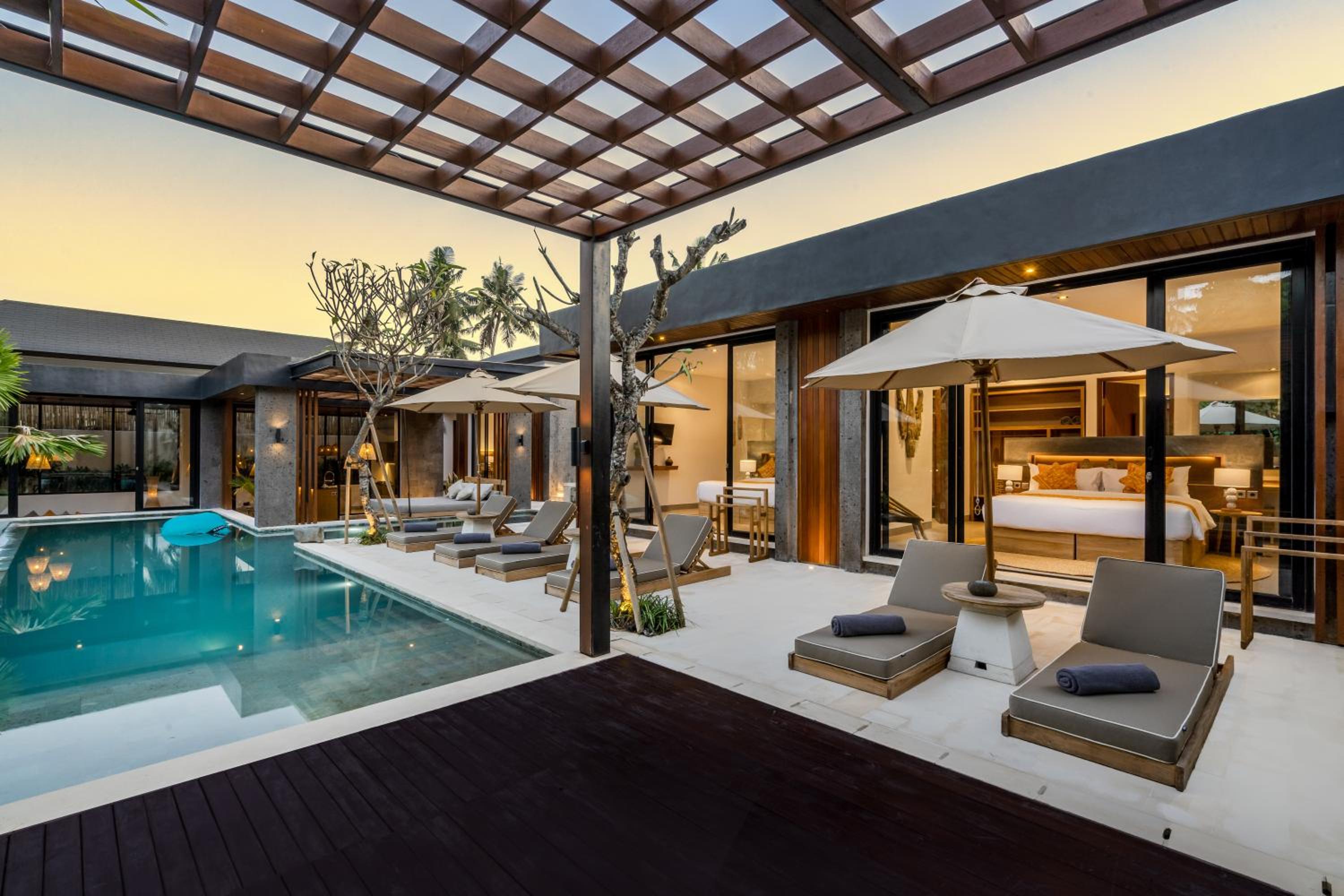 Three-Bedroom Villa - Photo 15