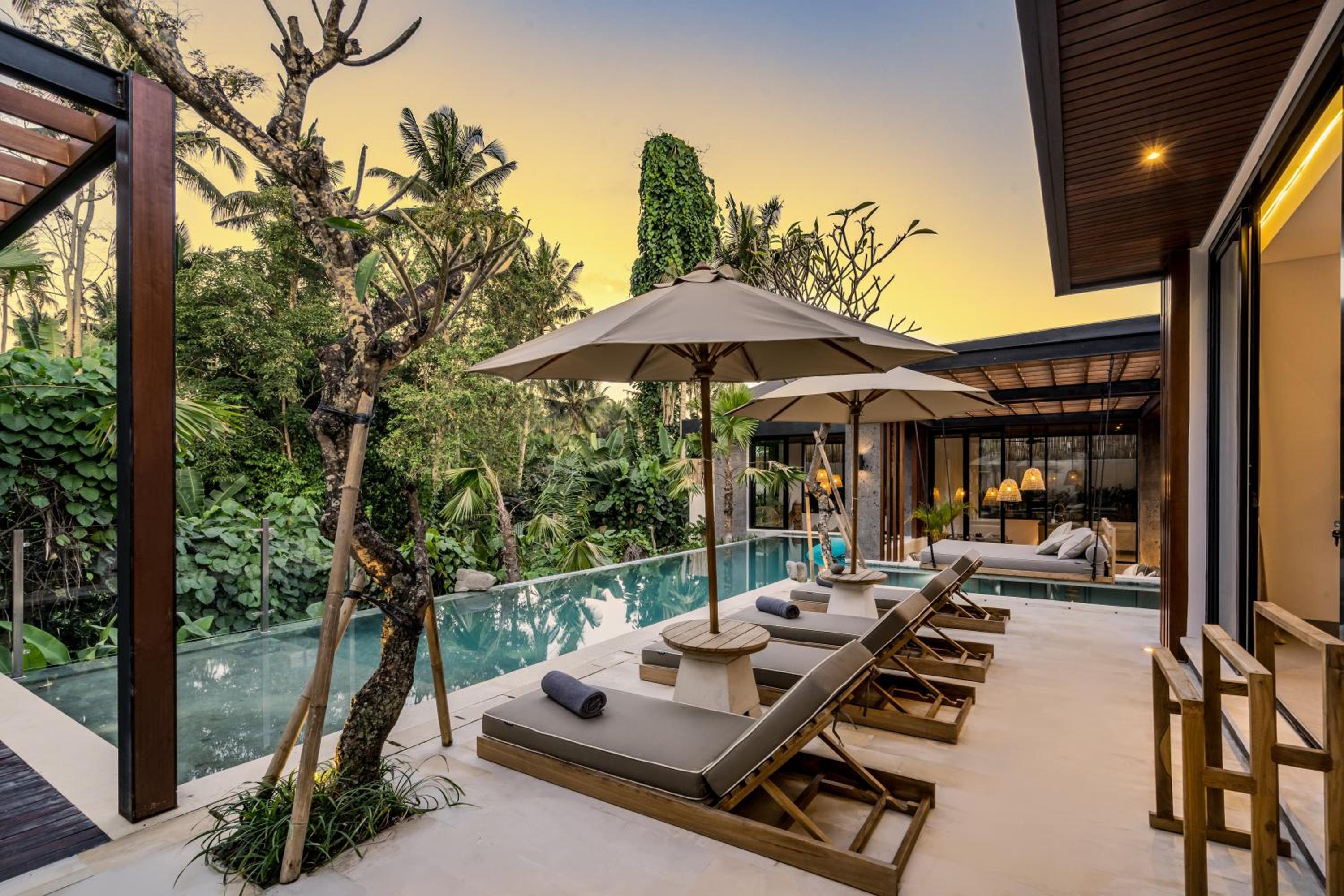 Three-Bedroom Villa - Photo 10