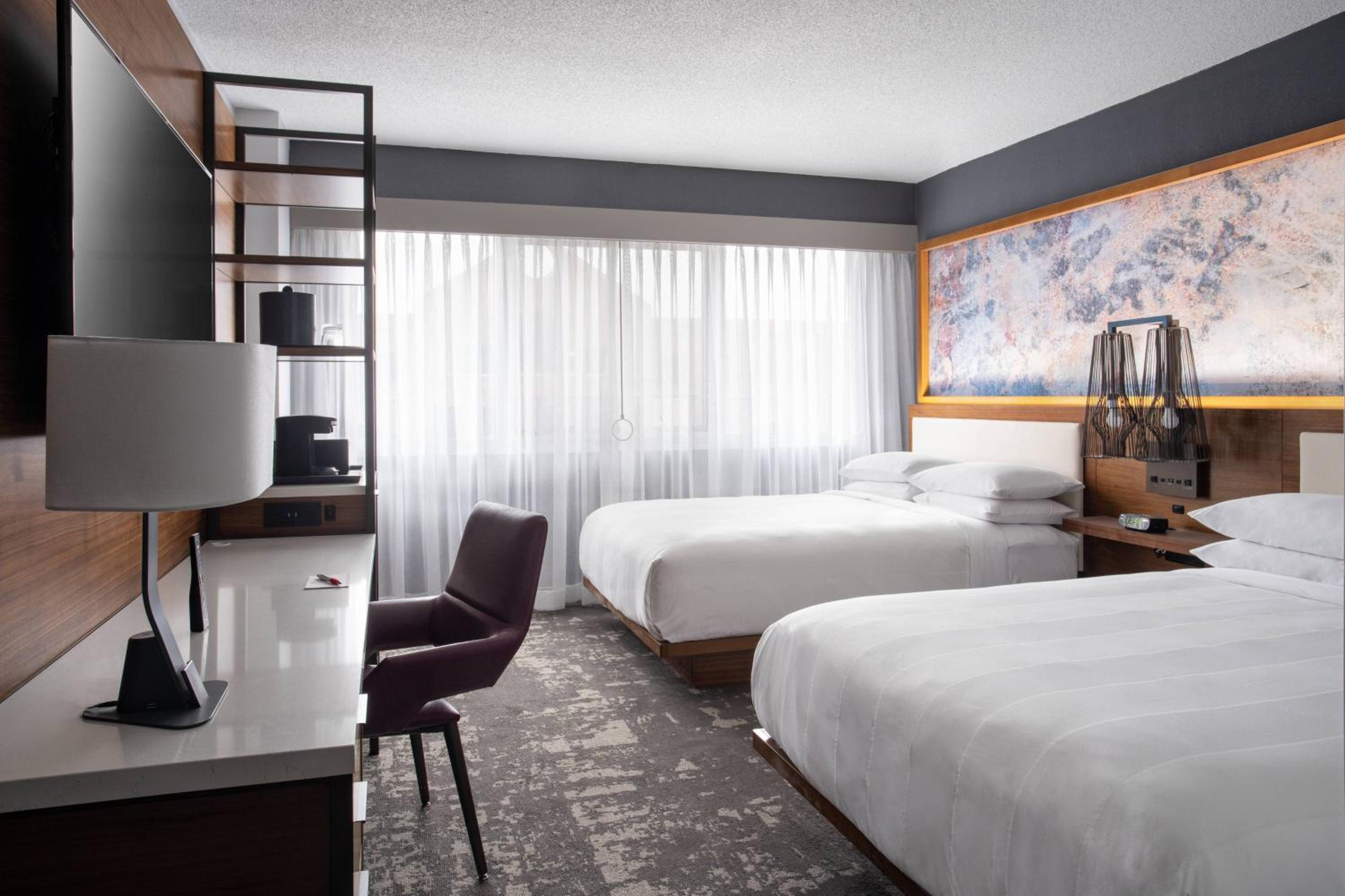 Queen Room with Two Queen Beds and Adapted Tub - Mobility and Hearing Accessible photo 2
