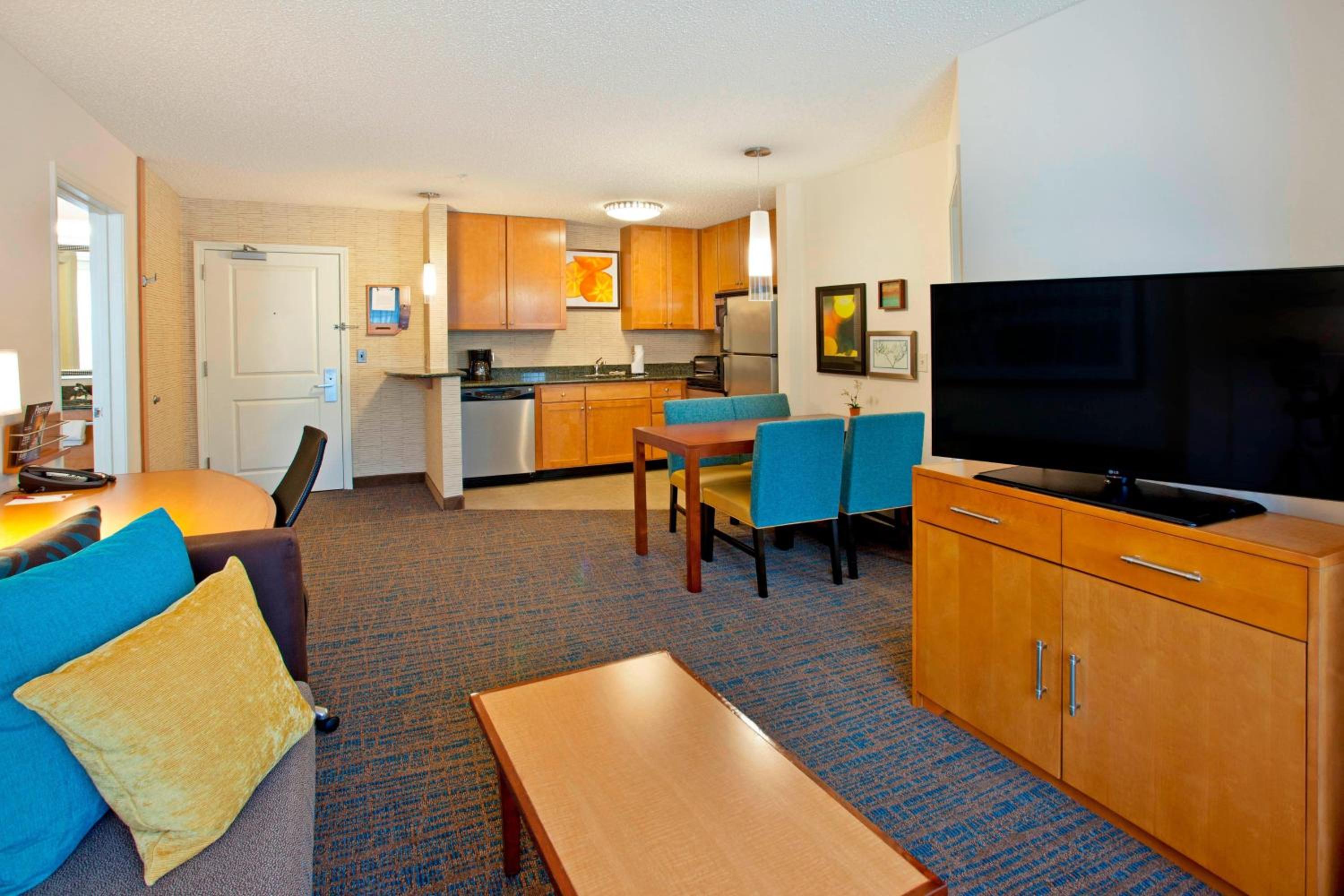 Two-Bedroom Suite - Photo 1