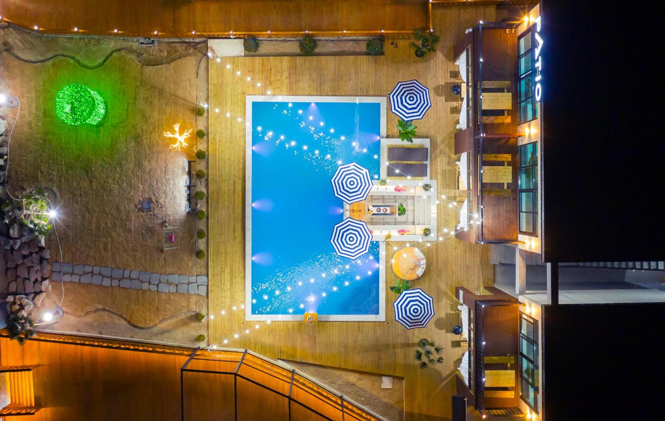 Apartment with Pool View  - Photo 15