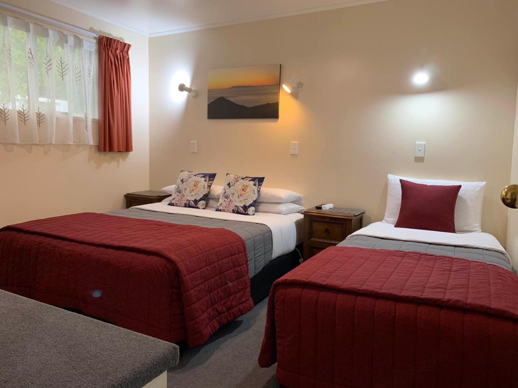 Large One-Bedroom Apartment
