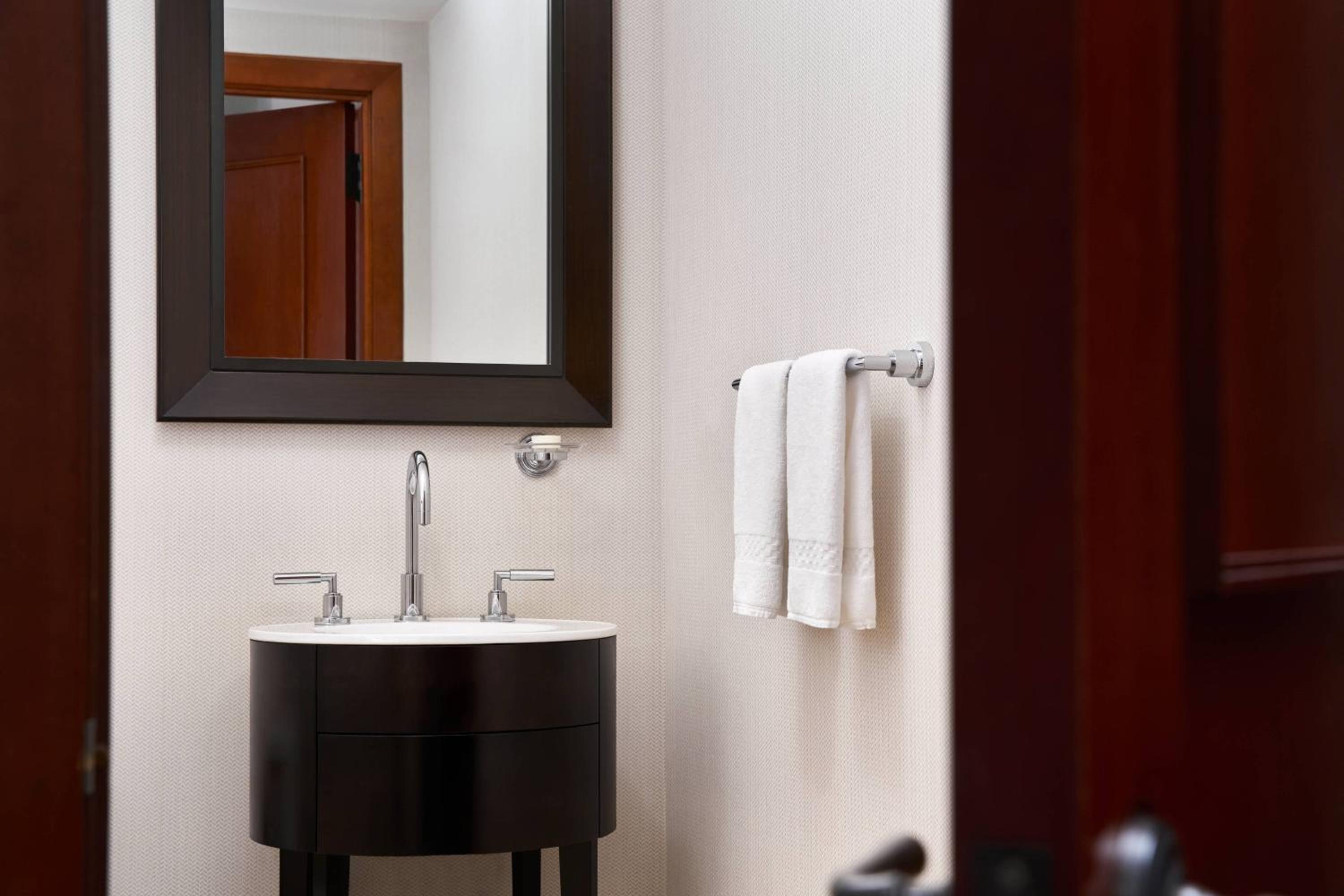 One Bedroom Suite  - Photo 3