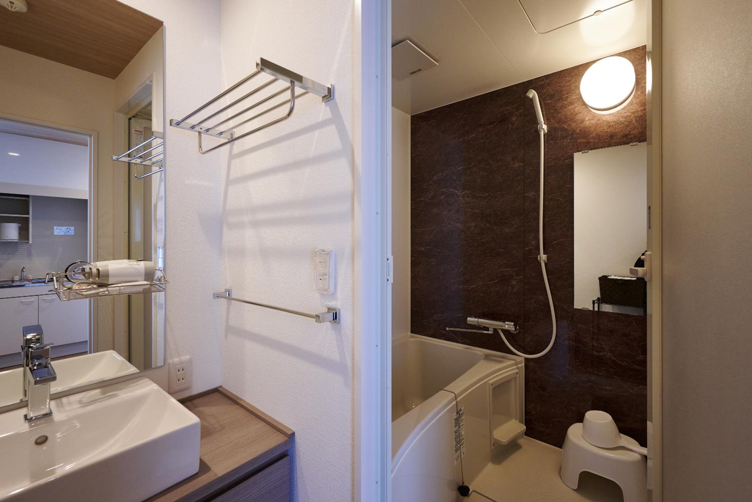 Deluxe Twin Room - Photo 3