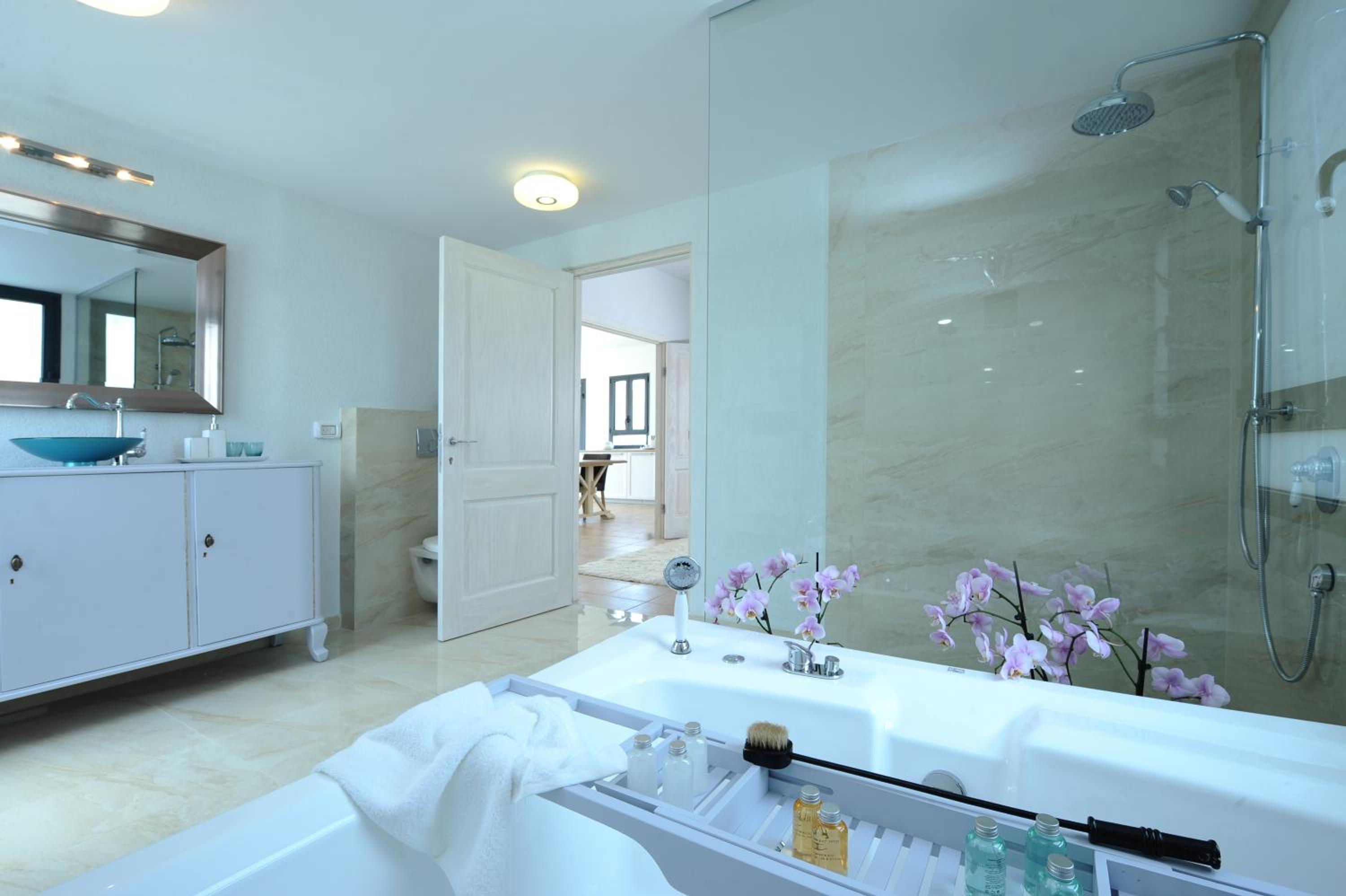 Suite with Balcony photo 3