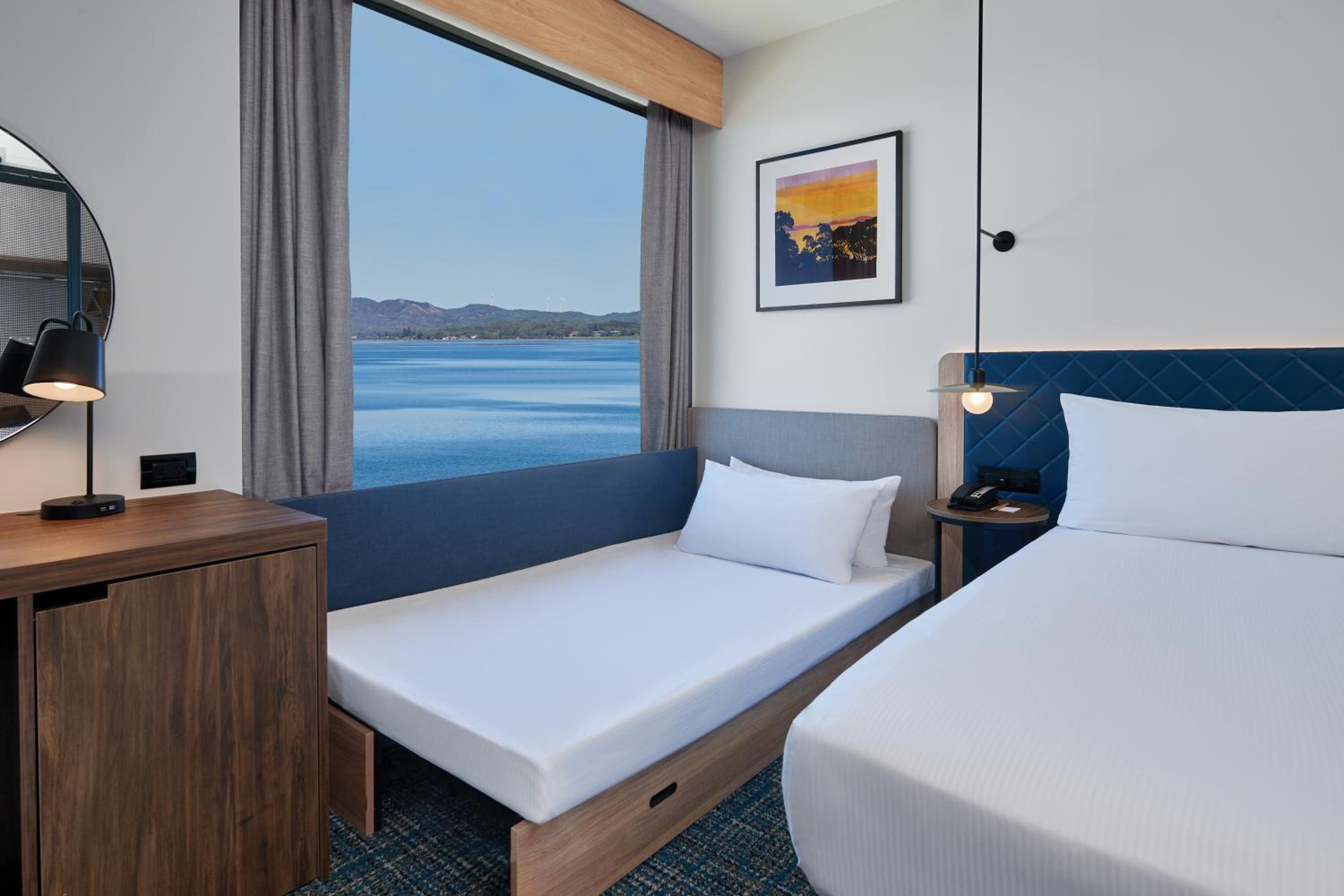 King Room with Harbor View - Photo 3