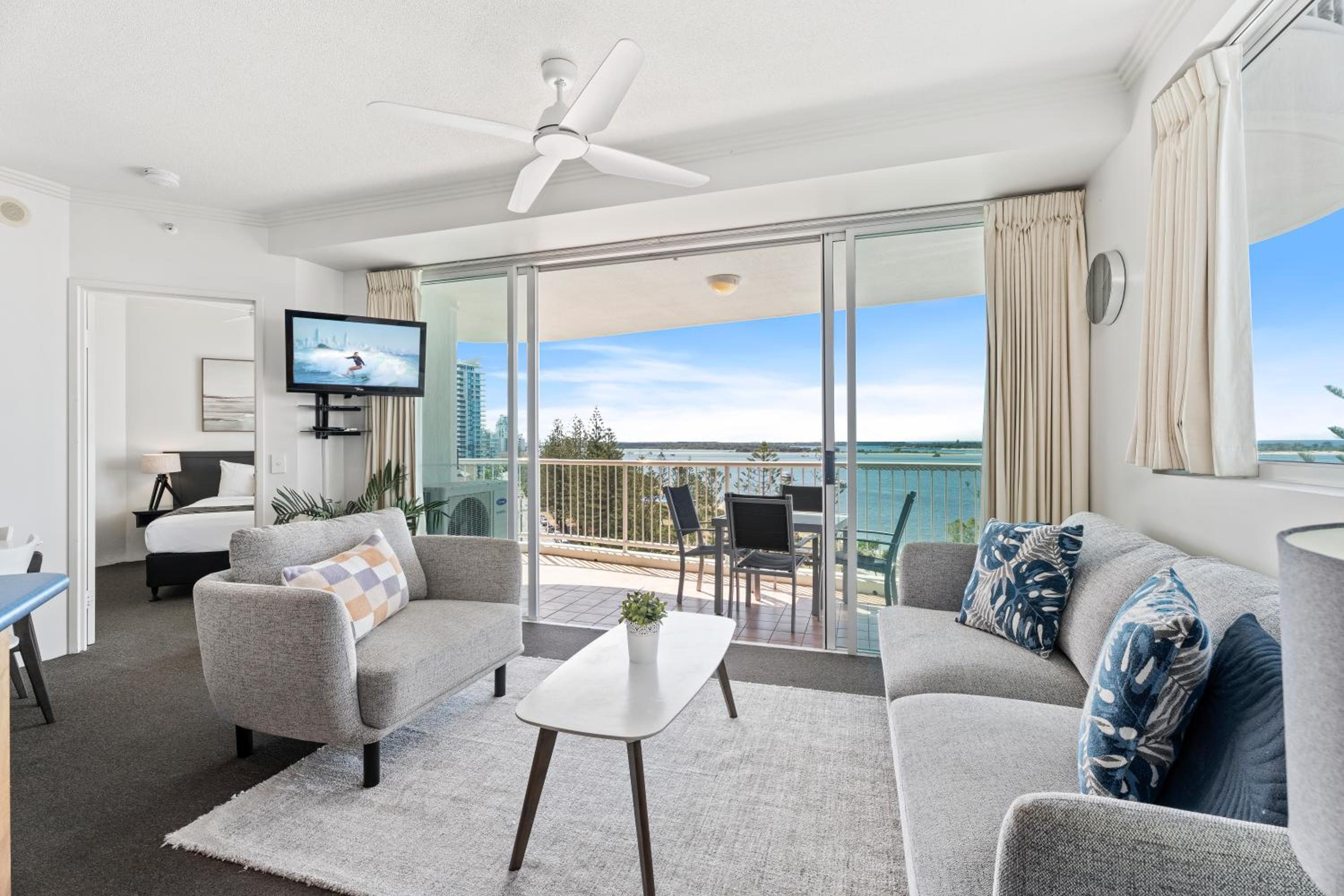 One-Bedroom Apartment with Water View (3 Adults)