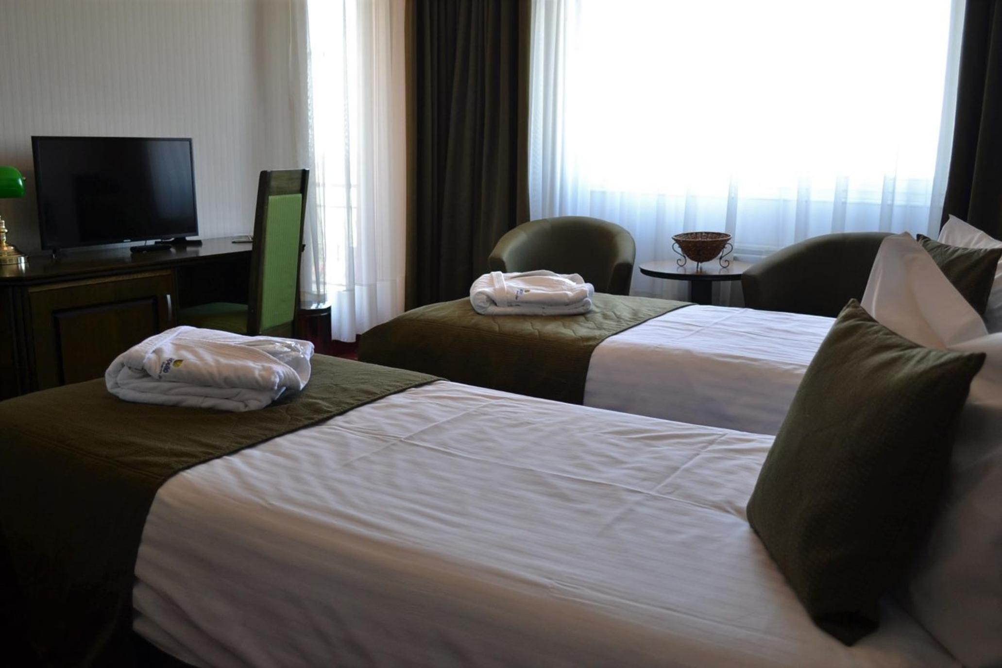 Twin Room 4**** photo 2