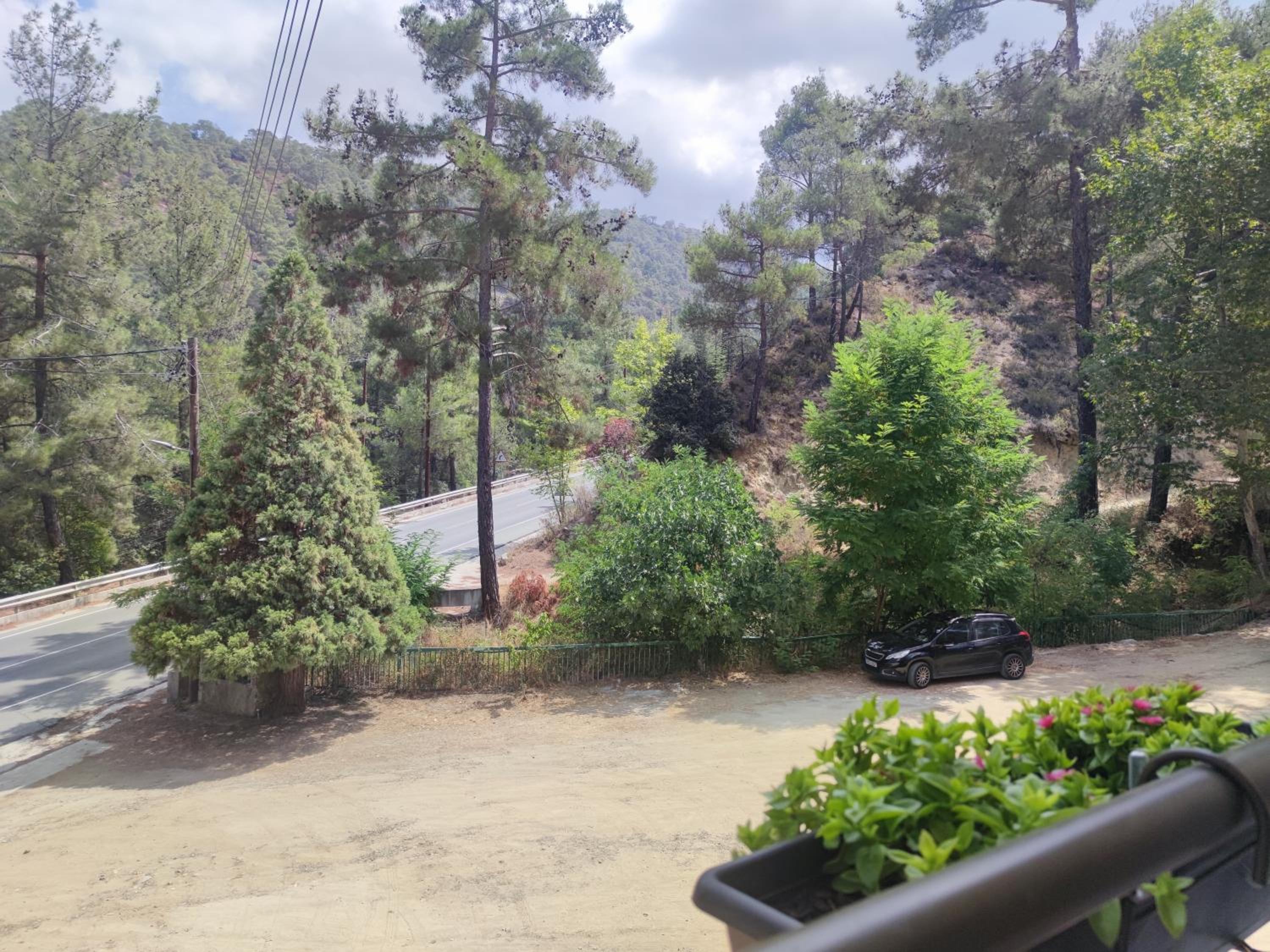 Deluxe Double Room with Balcony photo 2