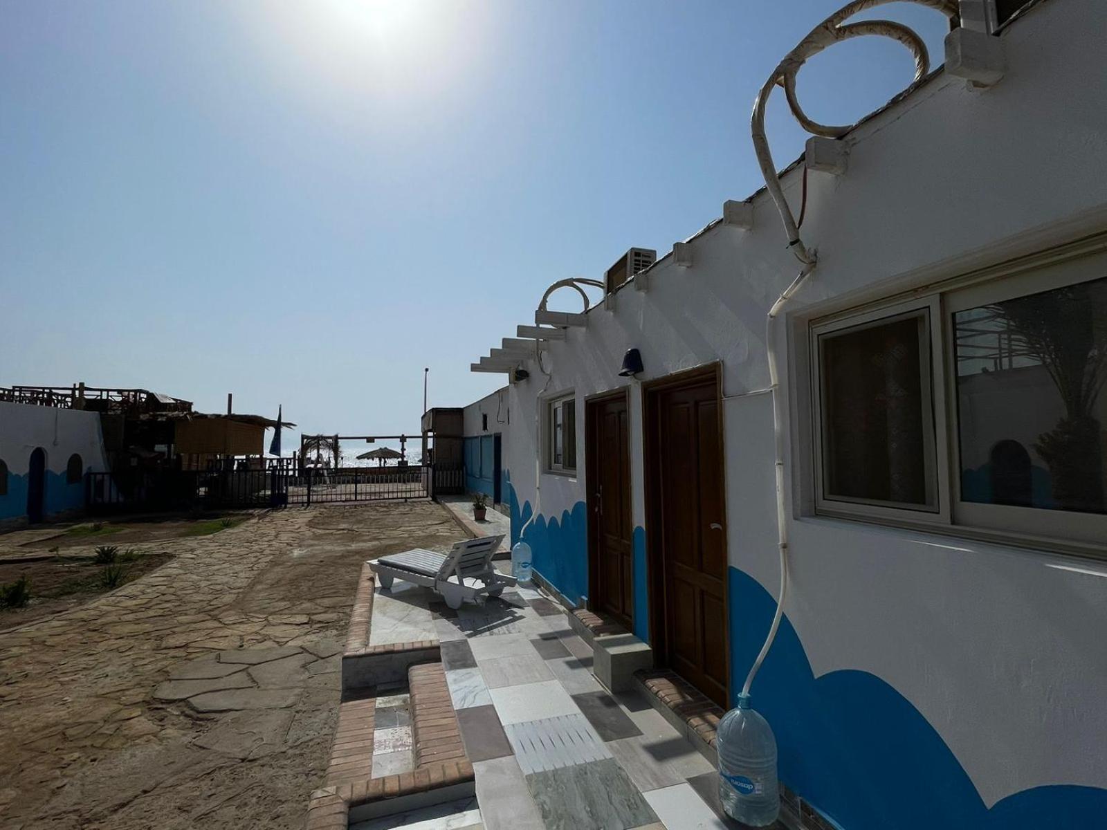 Double or Twin Room with Side Sea View photo 1