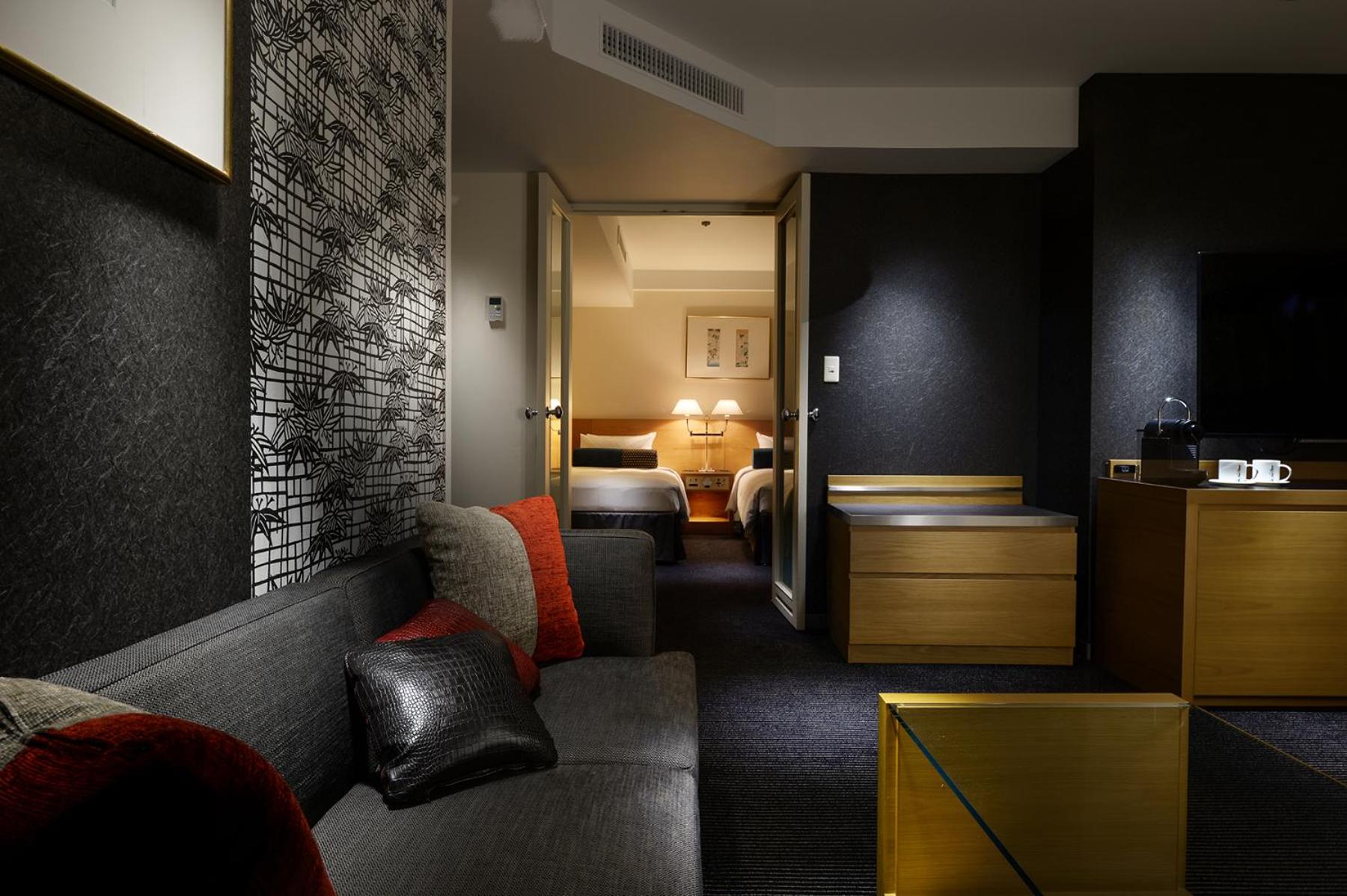 Garden Tower Deluxe Triple Room, Non-Smoking photo 2