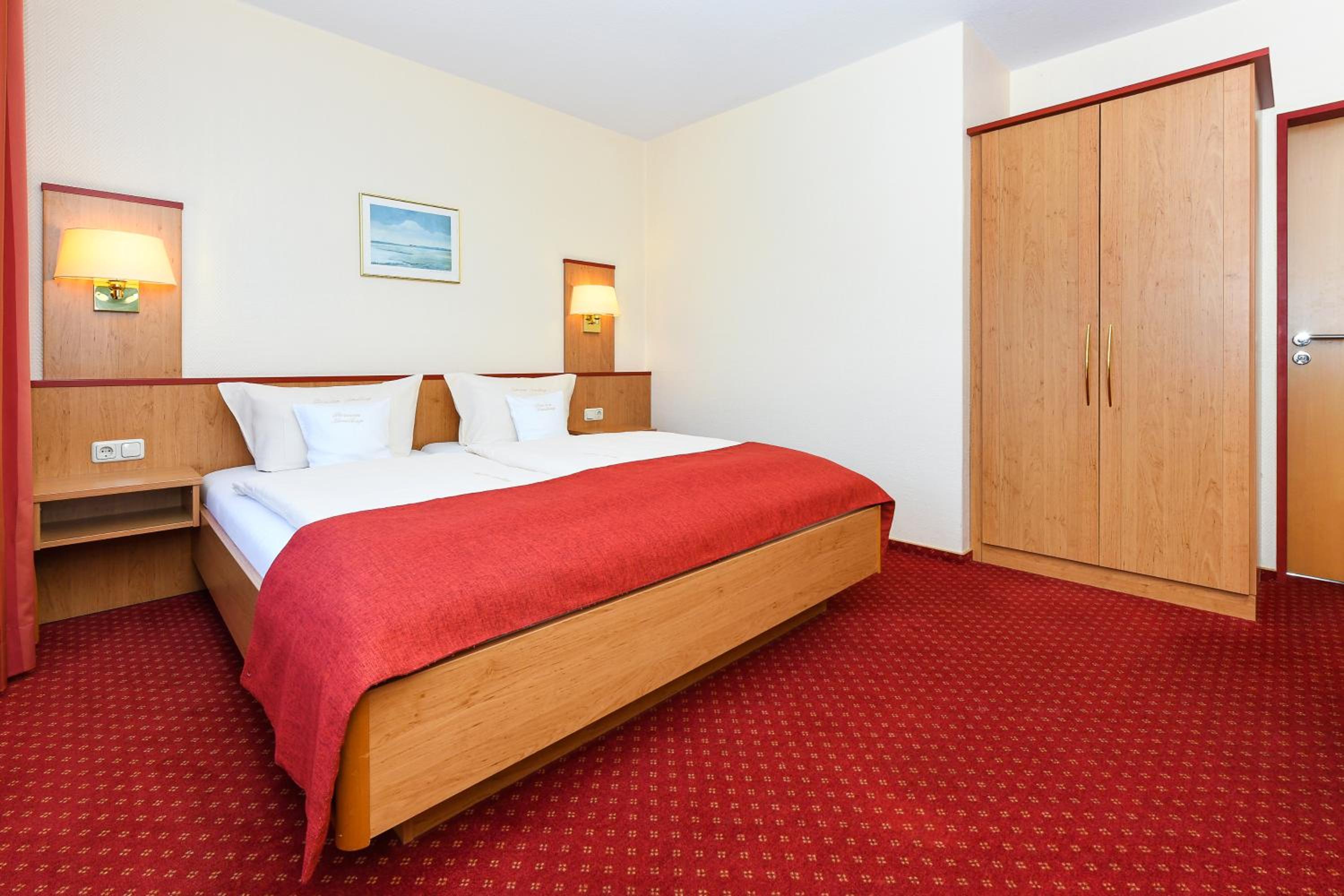 Double Room With Private Bathroom photo 2
