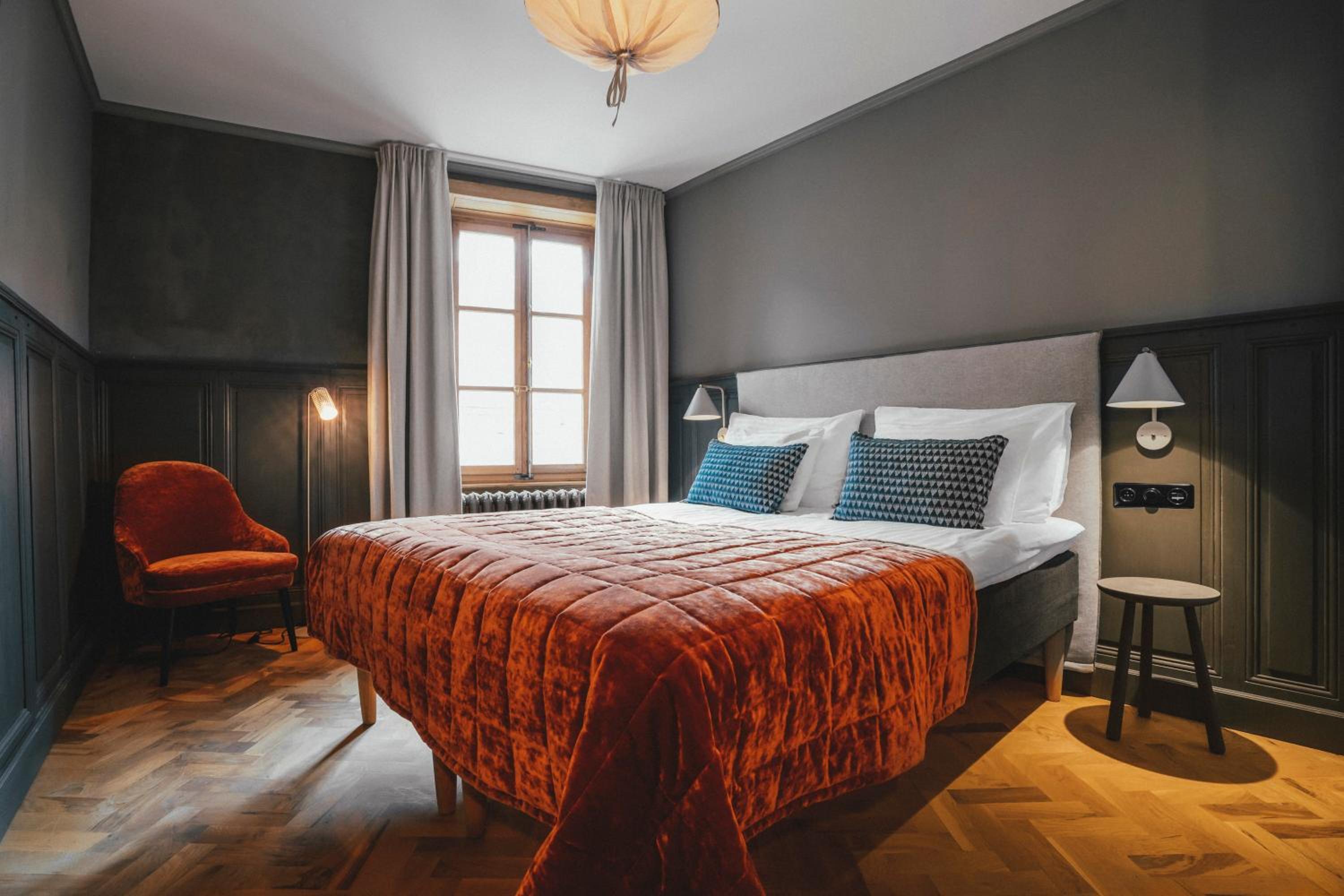 Superior Double Room with Balcony - Photo 1