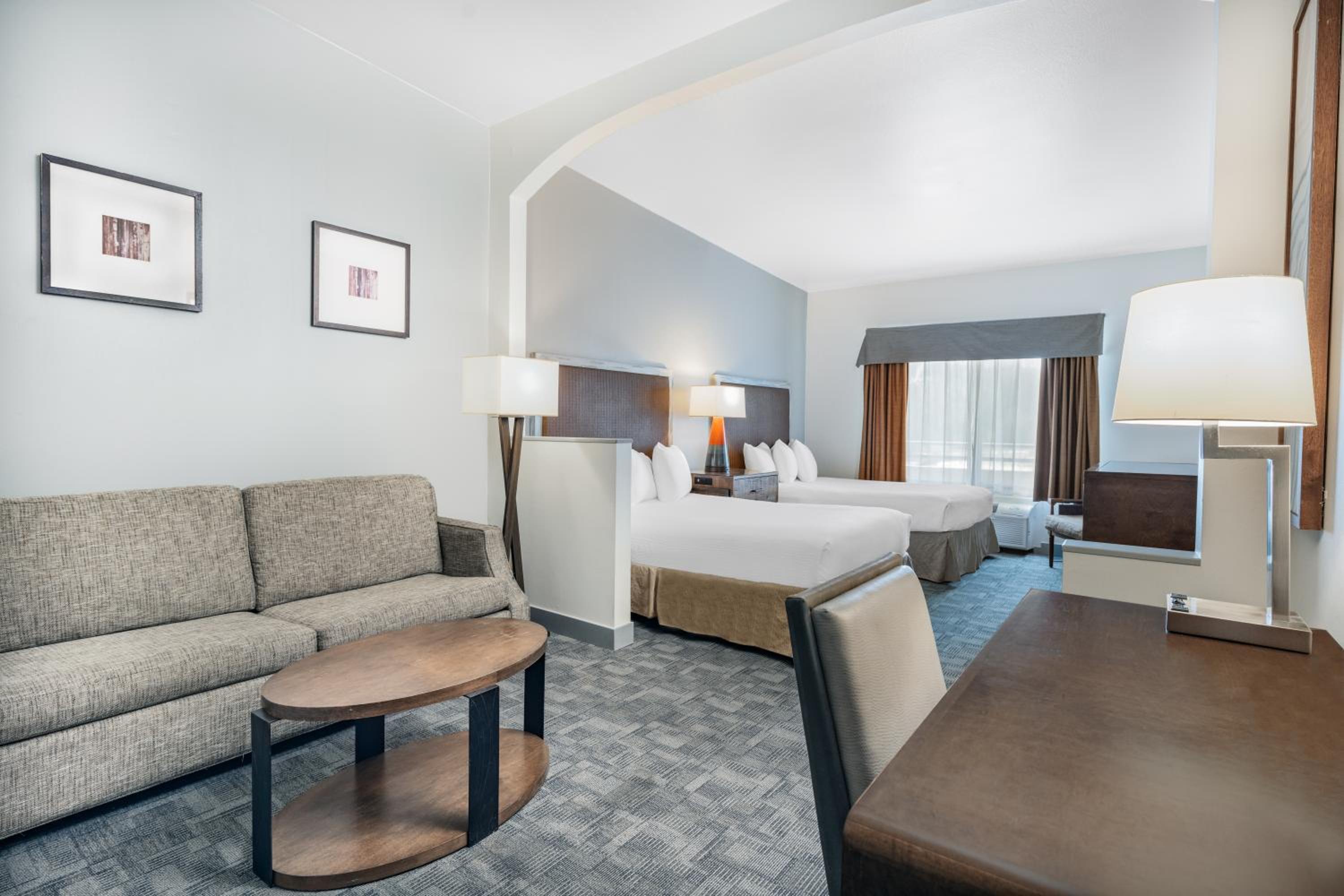 Two Double Bed Suite - Non-Smoking - Photo 4