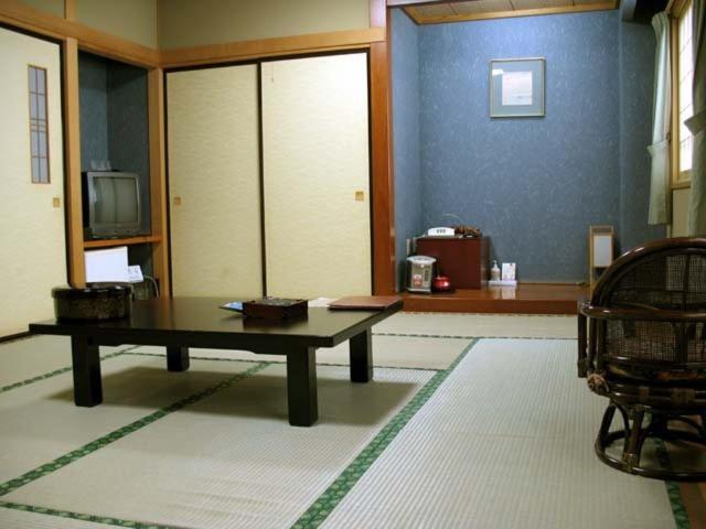 Japanese-Style Room with Shared Bathroom - Non-Smoking - Photo 1