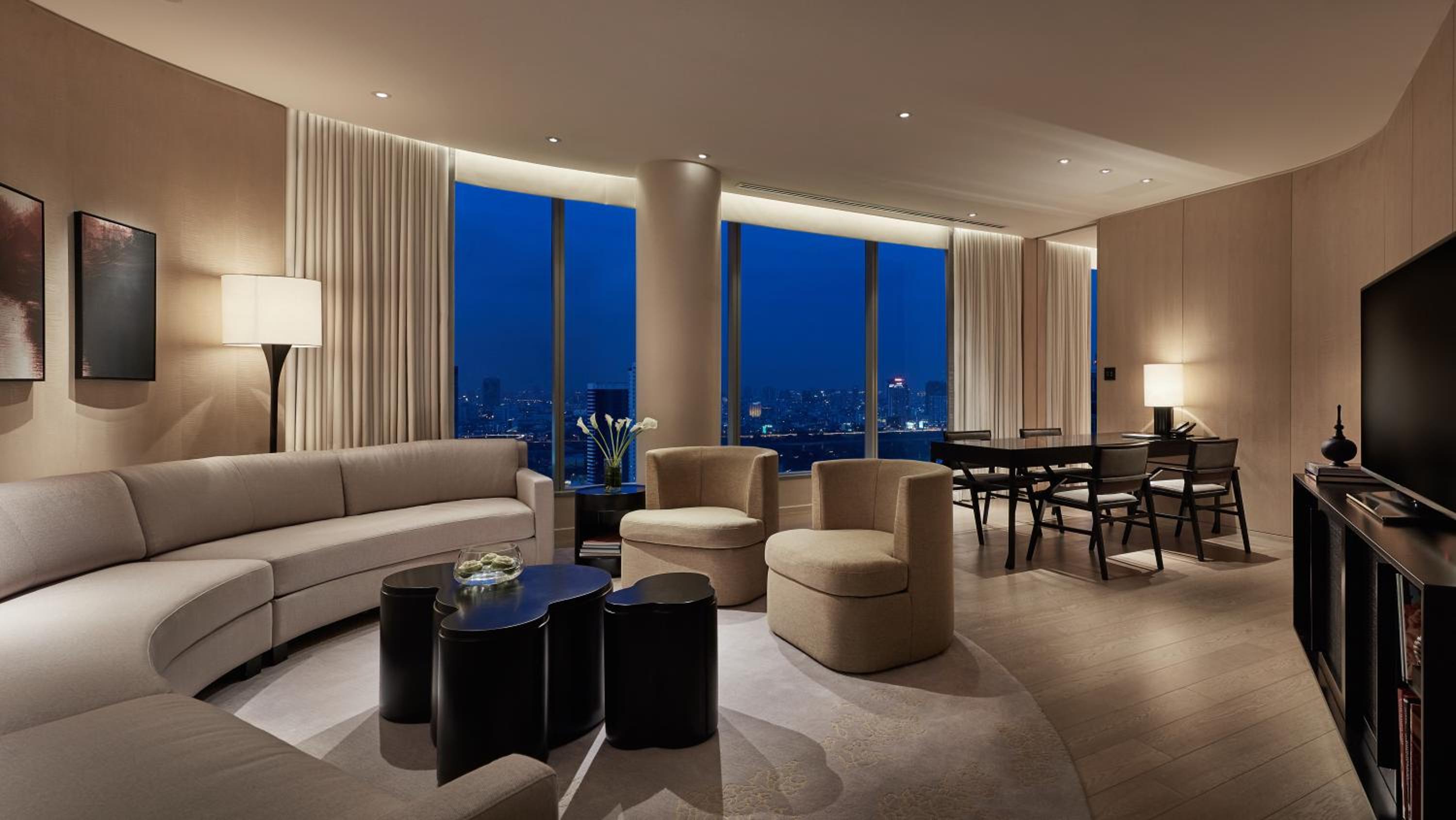 Governor Suite
