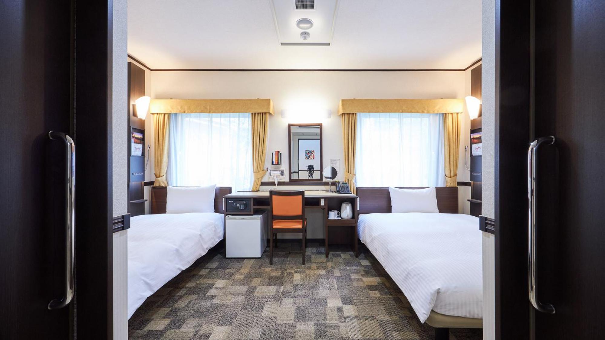Accessible Twin Room - Non-Smoking