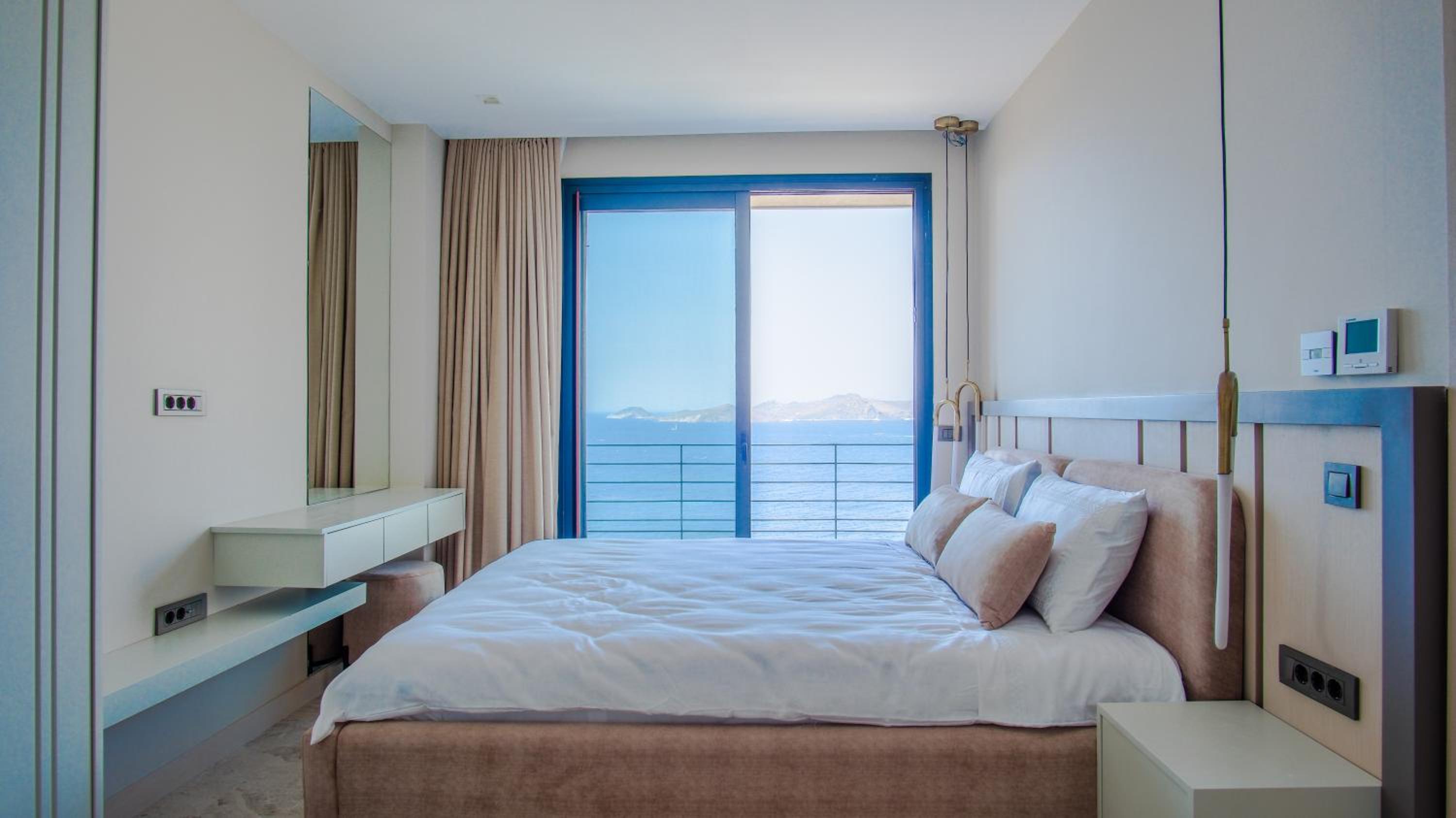 Villa com Piscina Privada