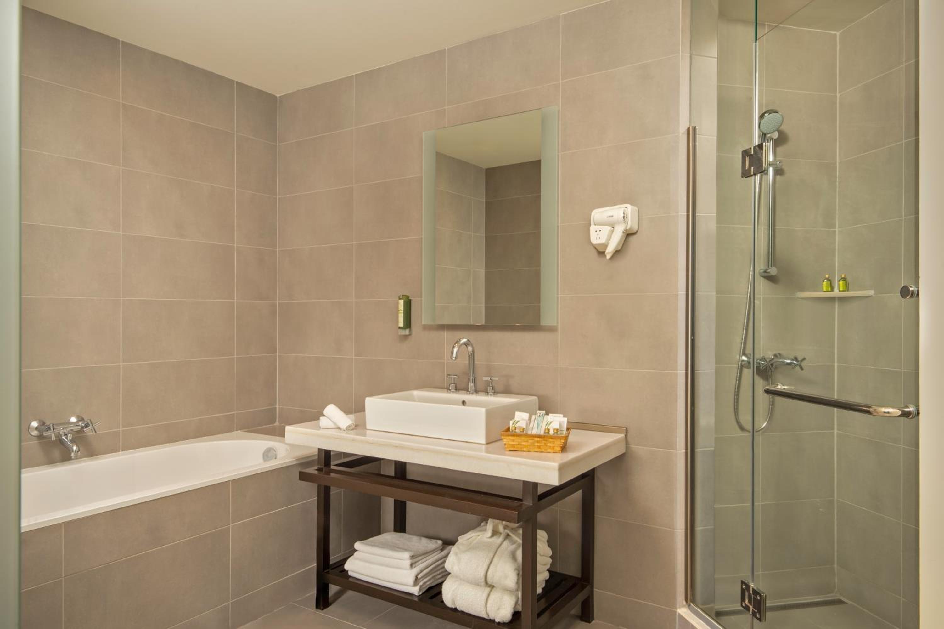 Executive Suite photo 2