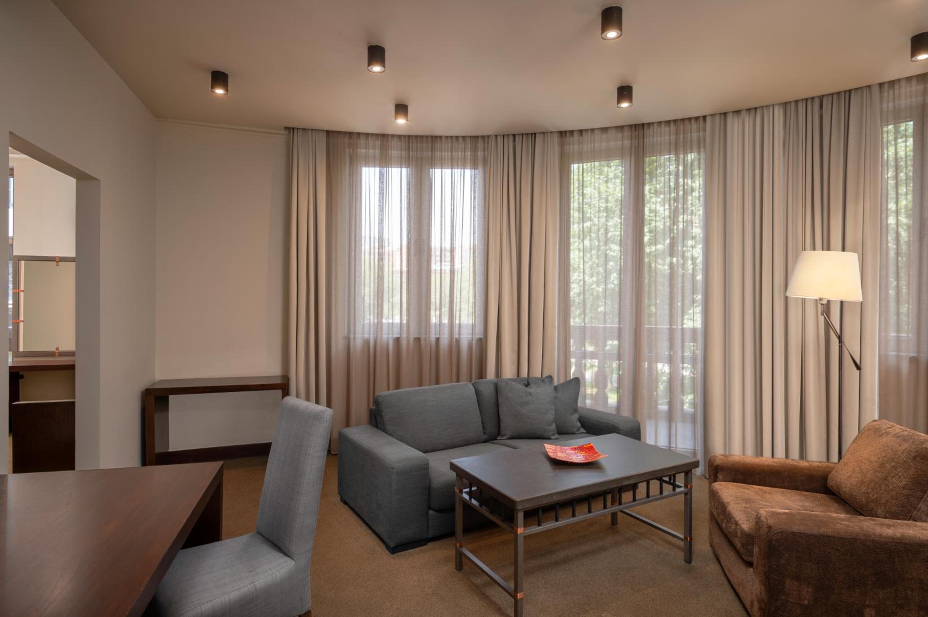 Executive Suite photo 3