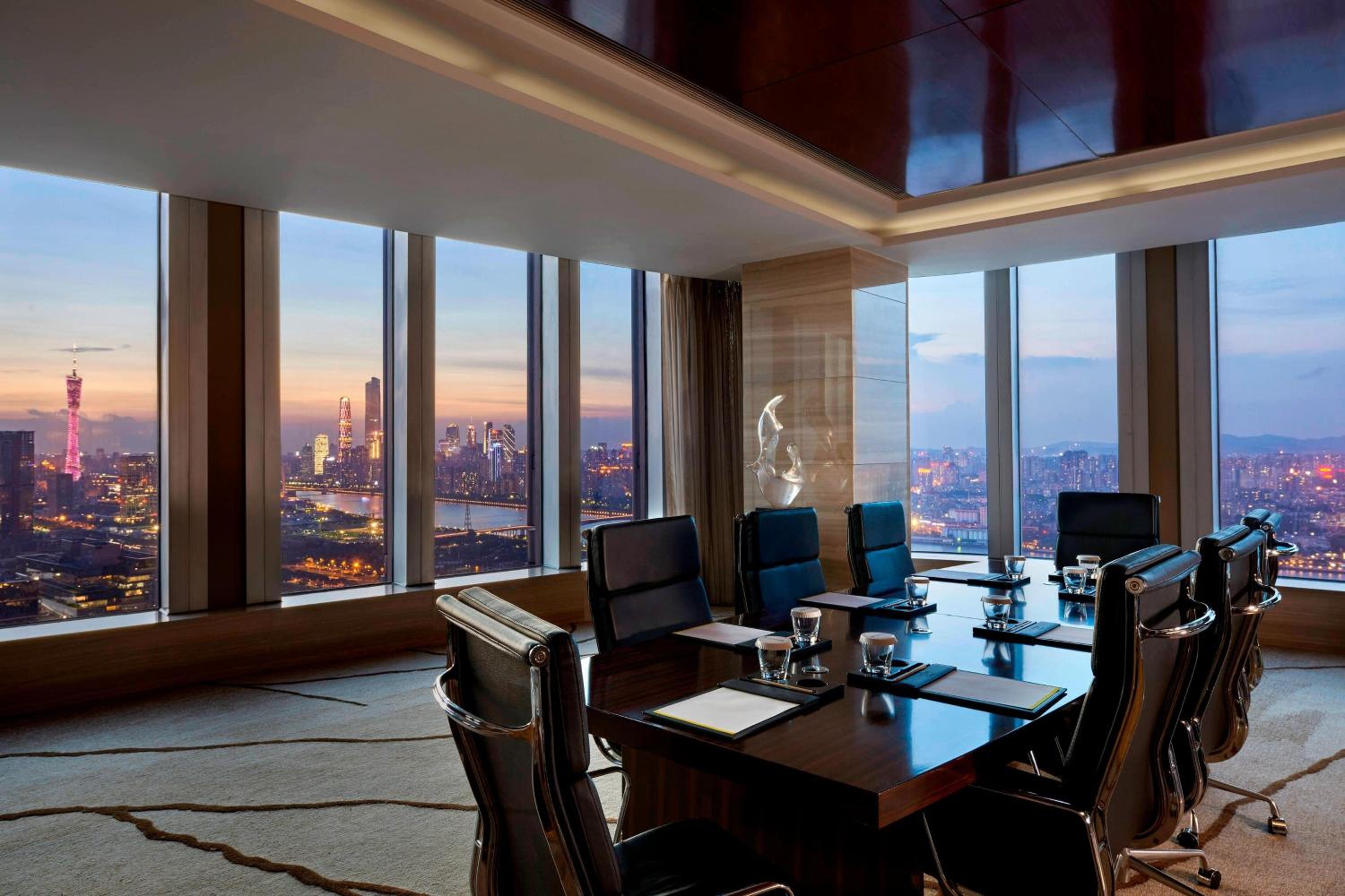 Westin Executive Premium Twin Room photo 2