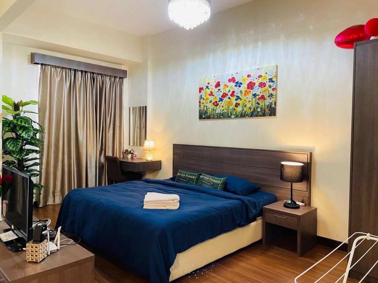 King Suite With Balcony