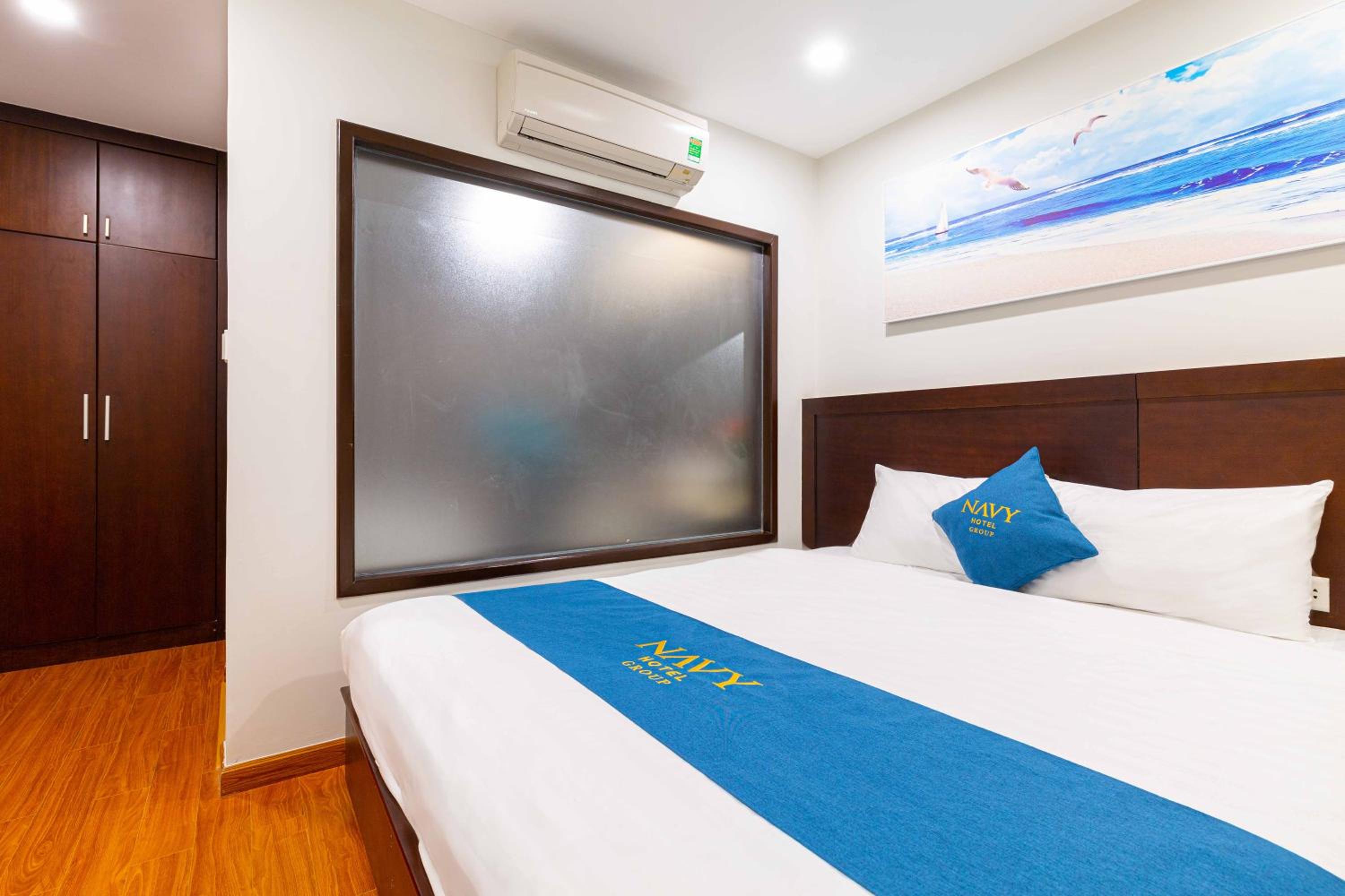 Standard Double Room with No Window - Photo 3
