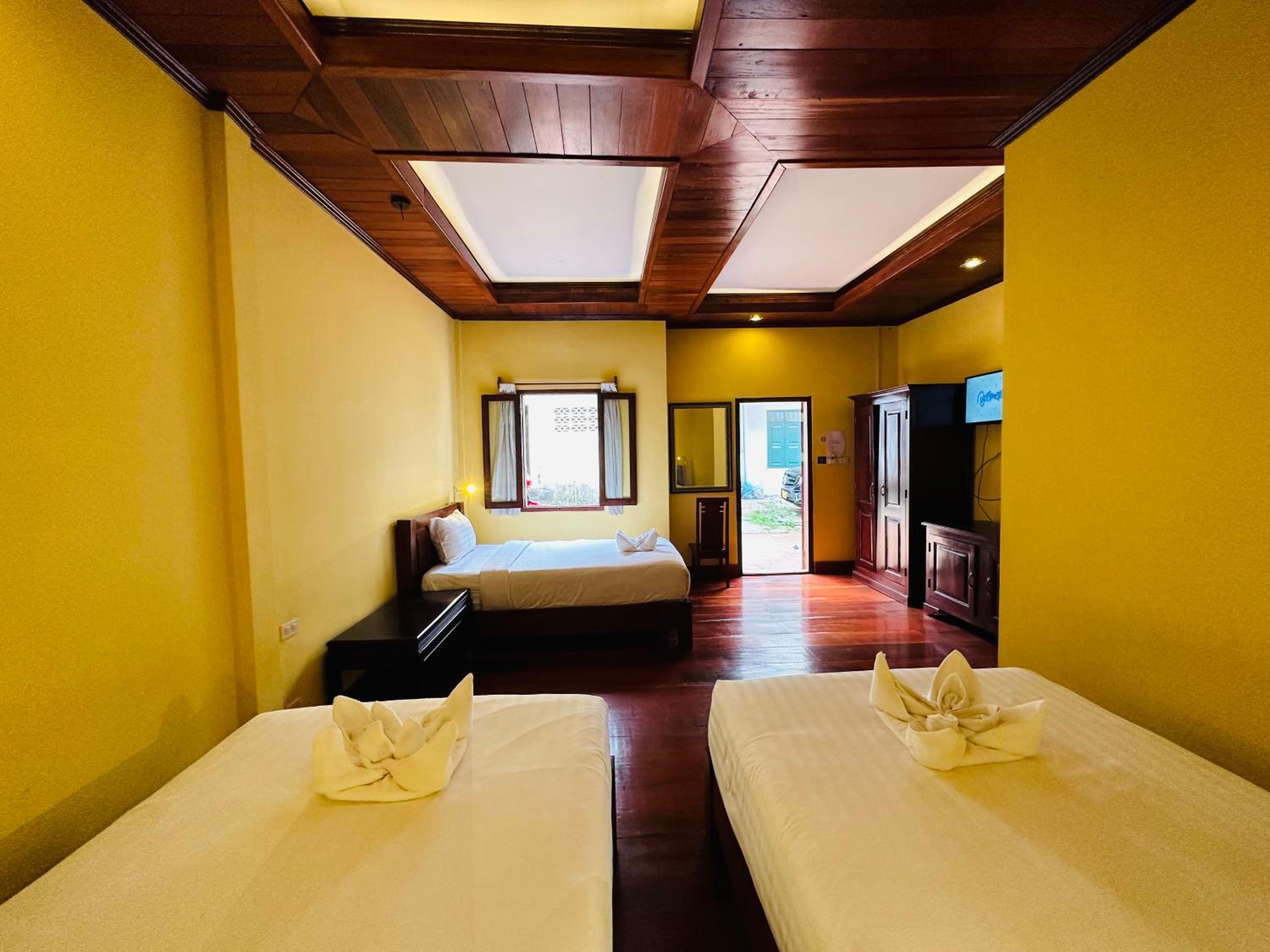 Deluxe Triple Room - Photo 4