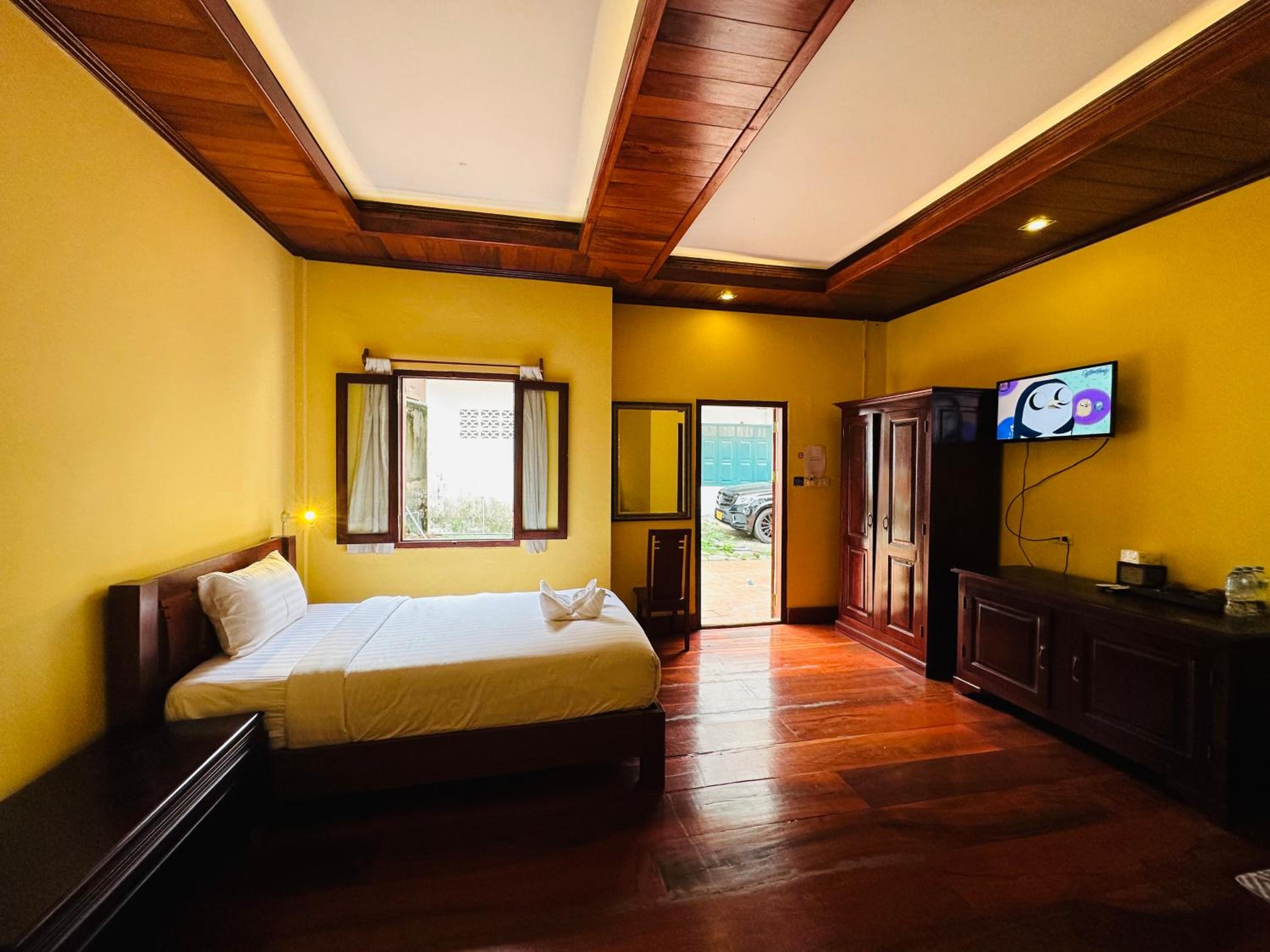 Deluxe Triple Room - Photo 5