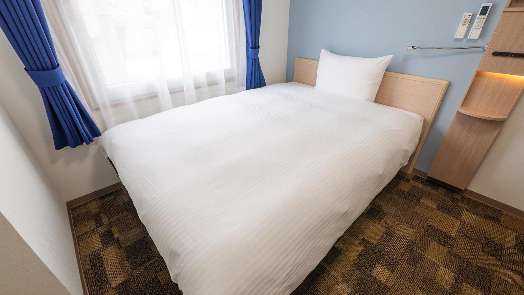 Double Room with Small Double Bed - Non-Smoking - Photo 16