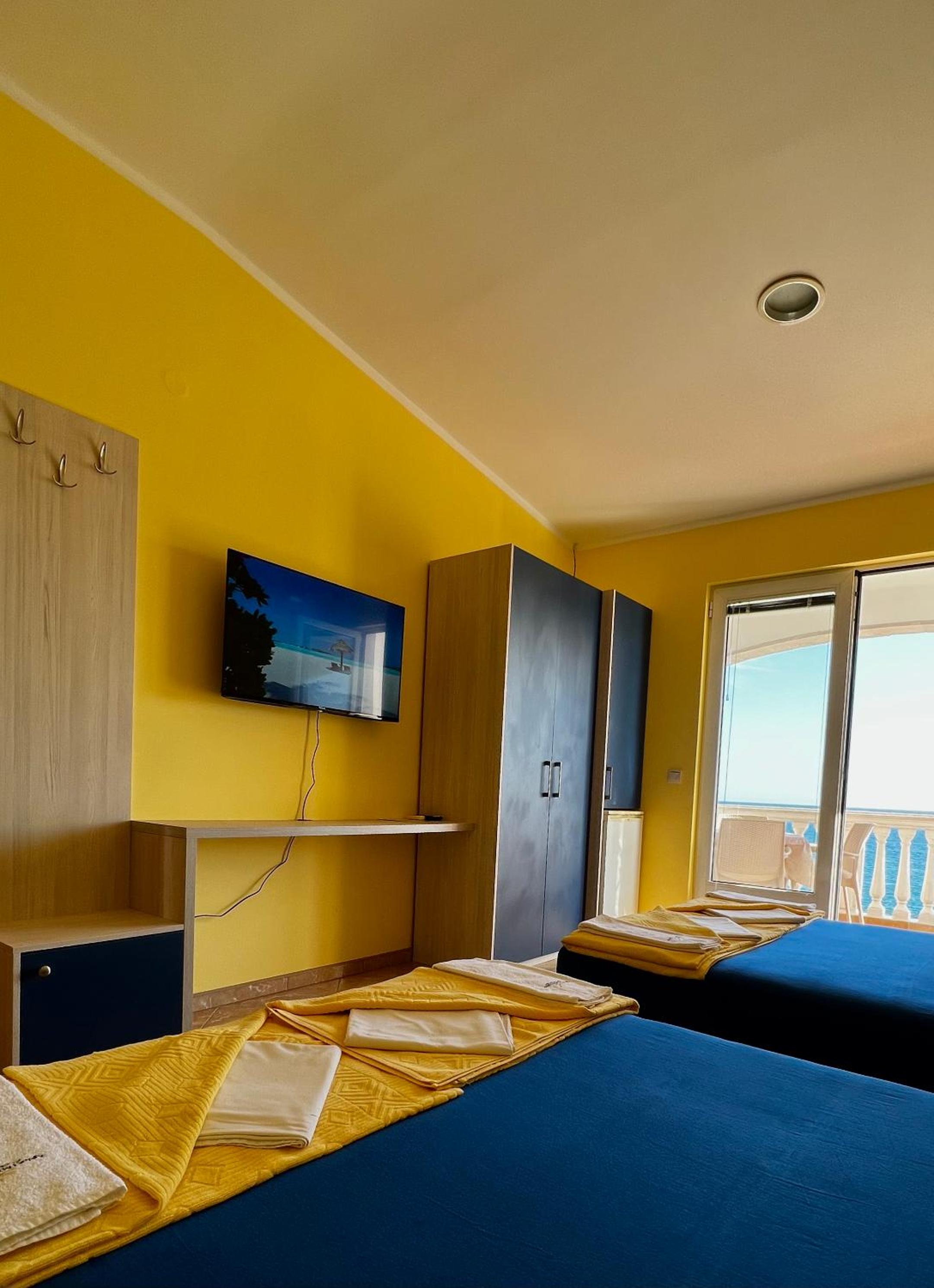Studio With Sea View