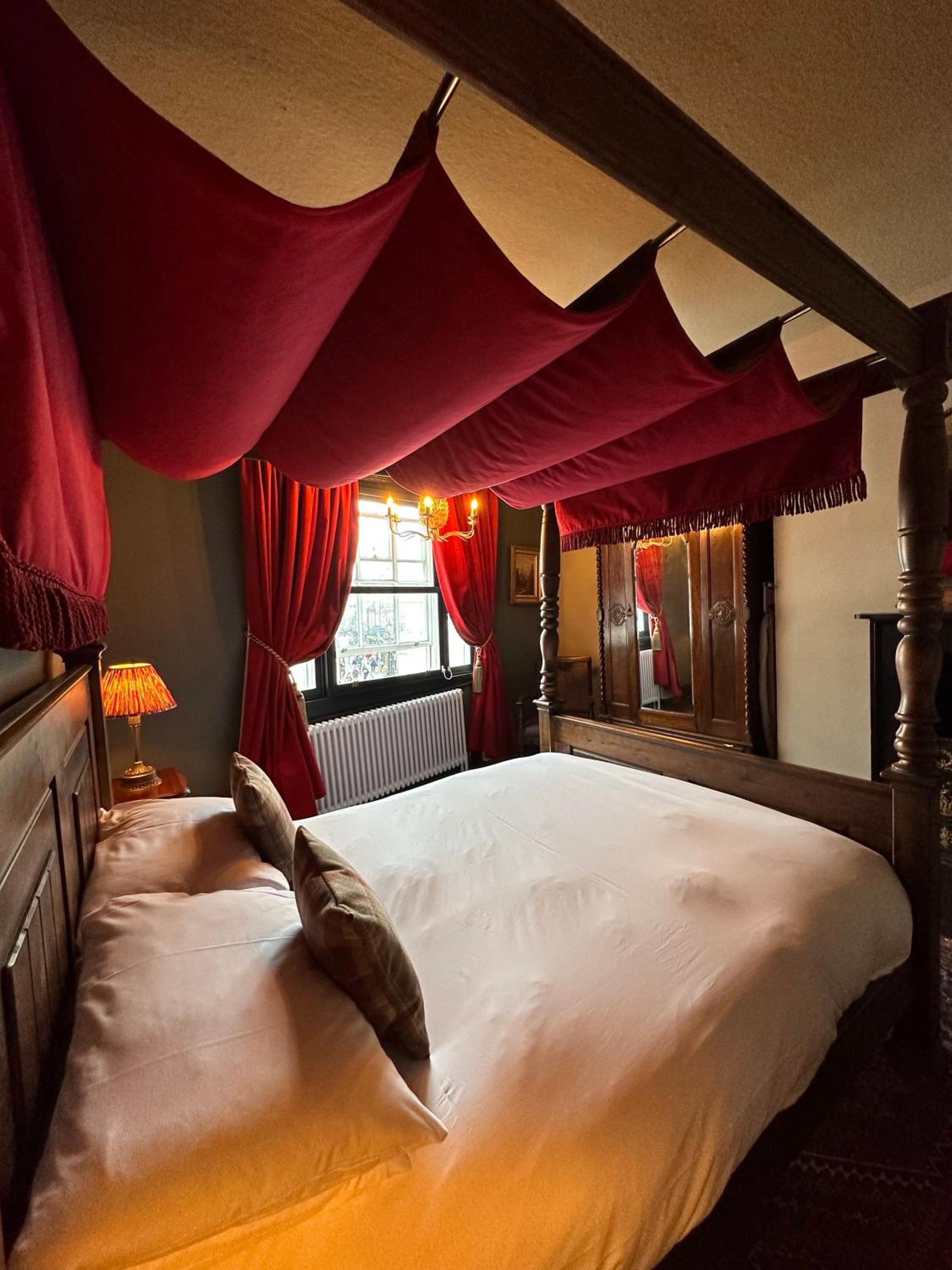 Superior Suite with Lounge