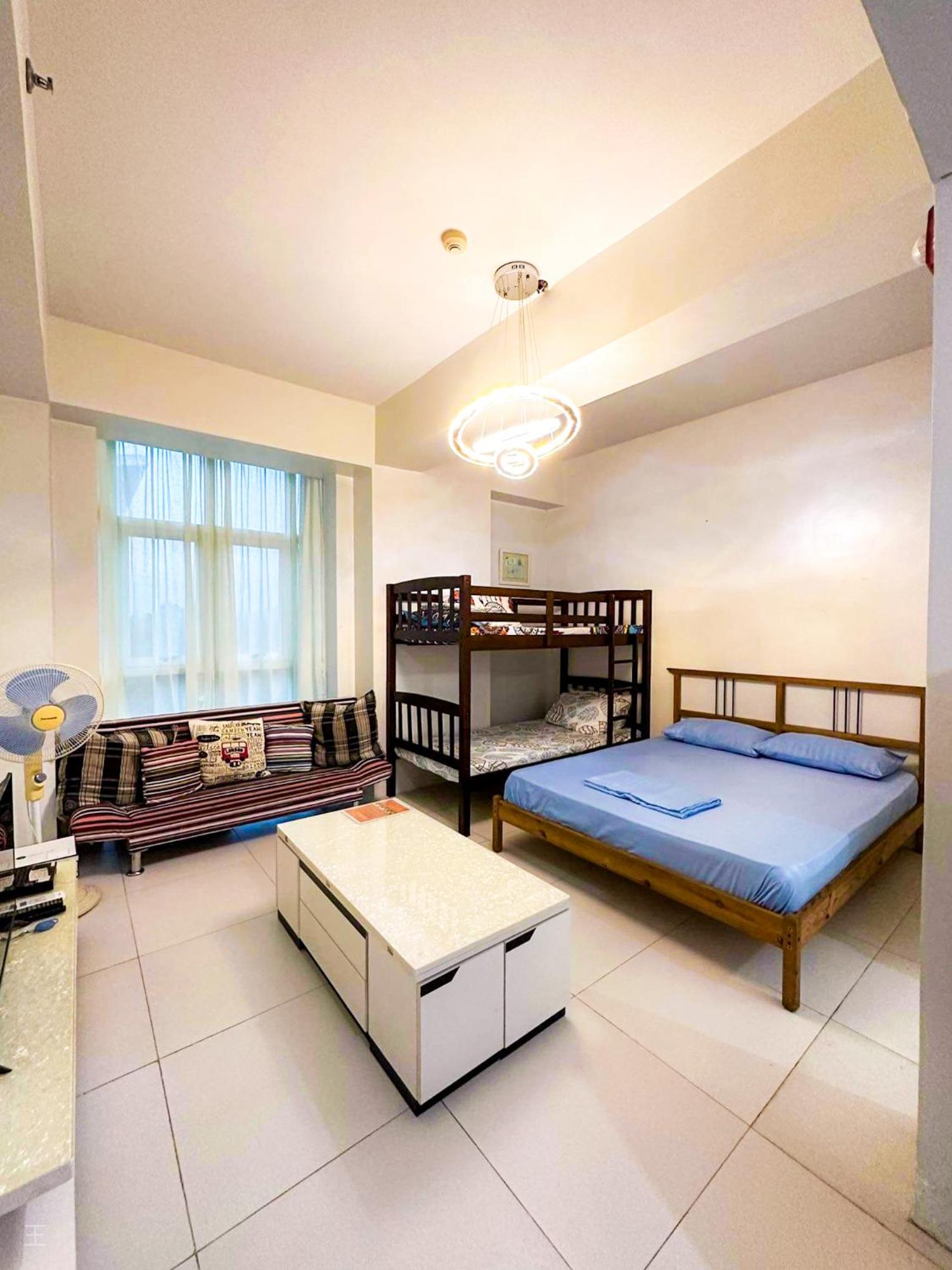 Studio Apartment - Photo 24