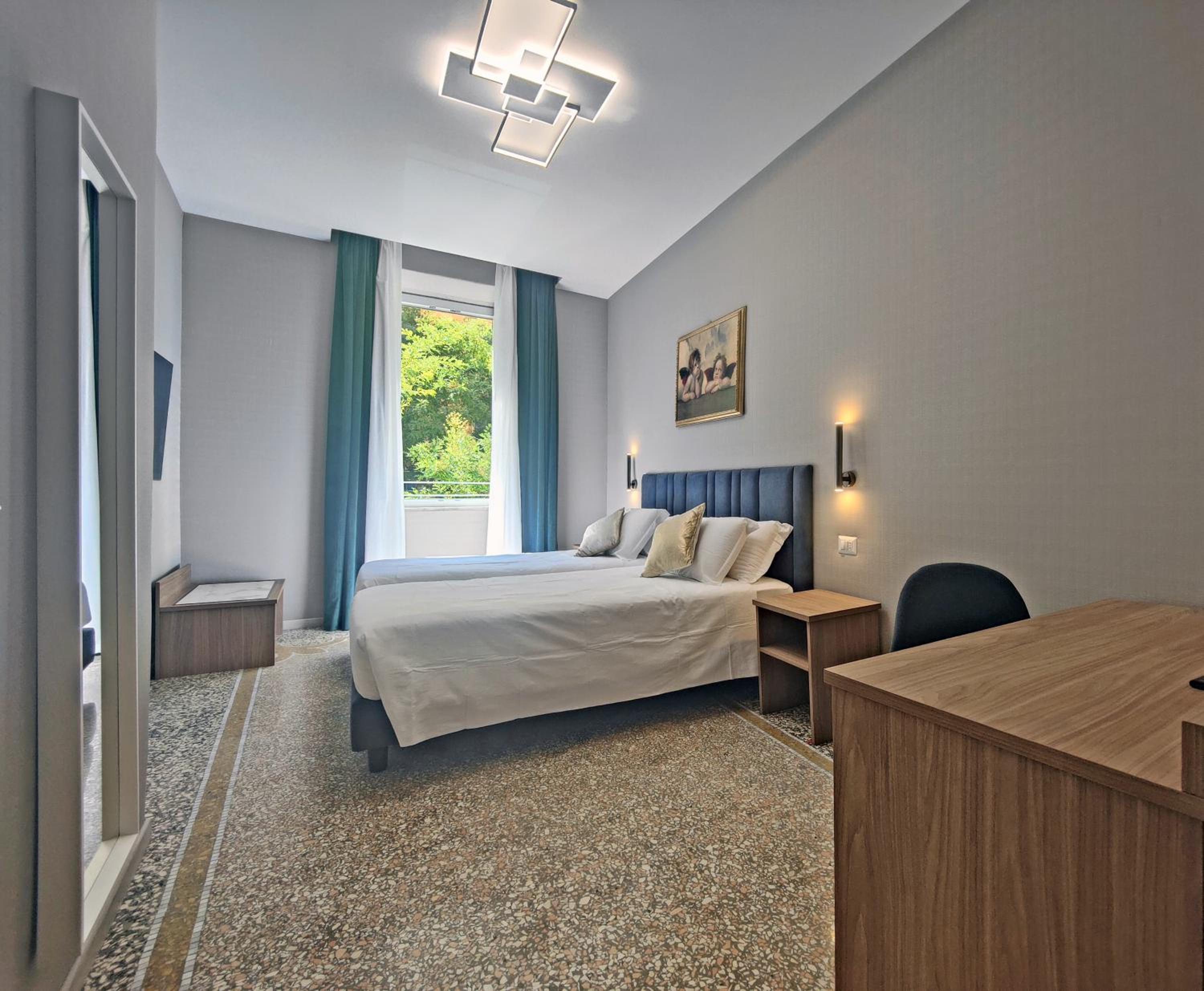 Double or Twin Room photo 1