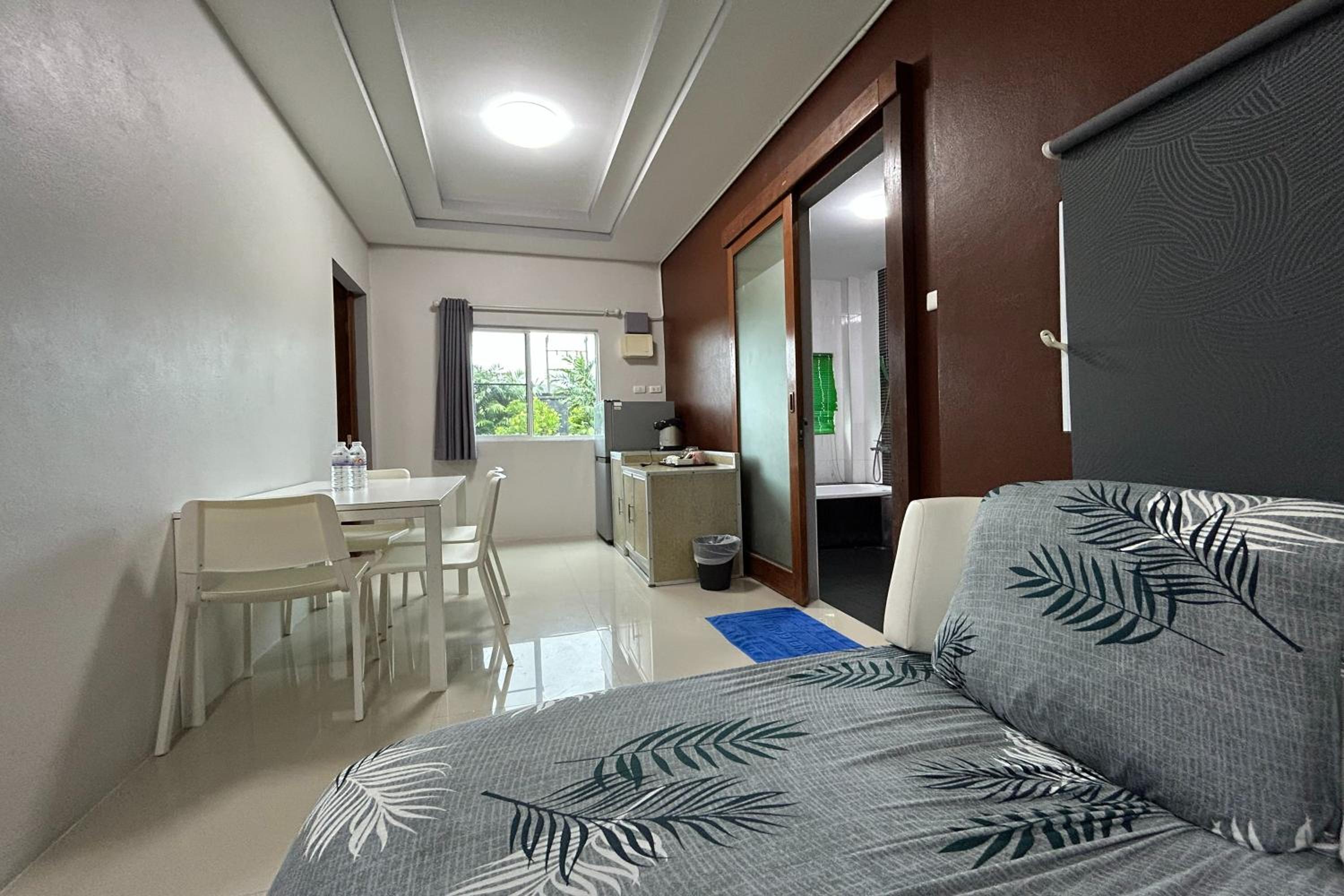 Double Room with Garden View - Photo 6