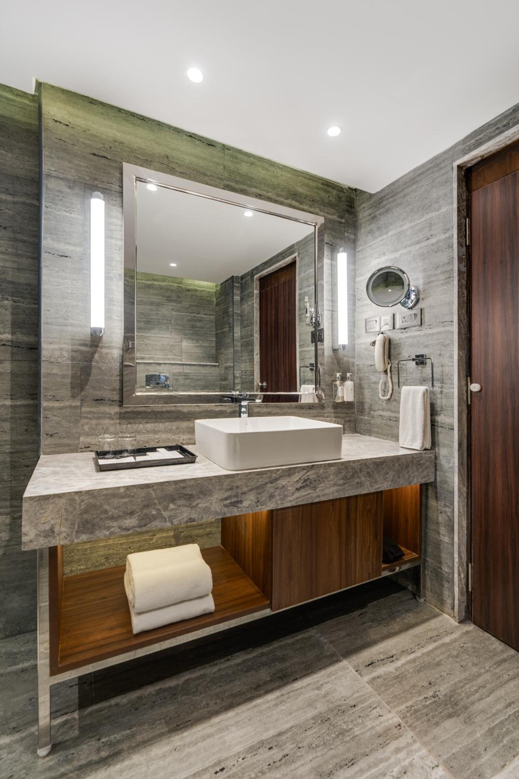 Executive Suite photo 3