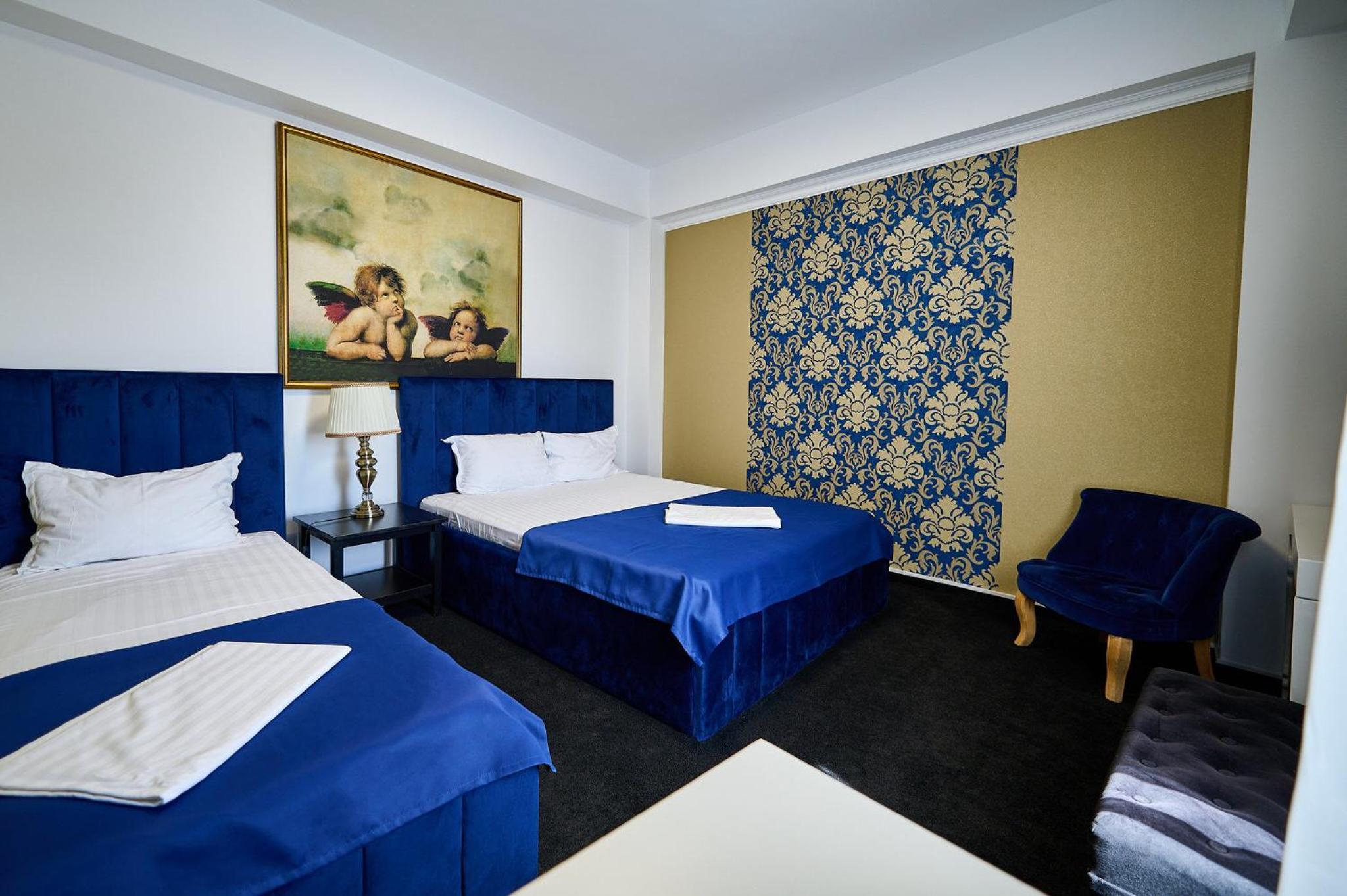 Basic Twin Room - Photo 5