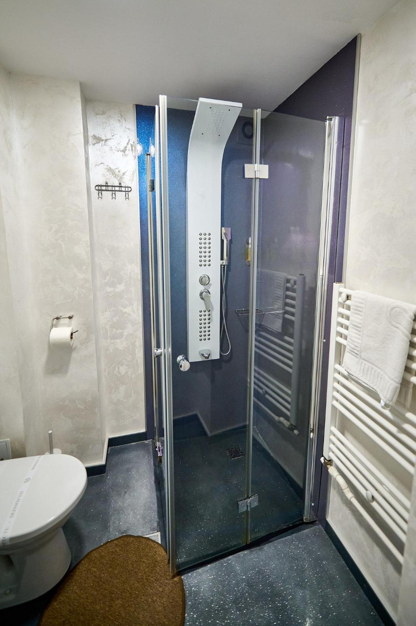 Triple Room - Photo 26