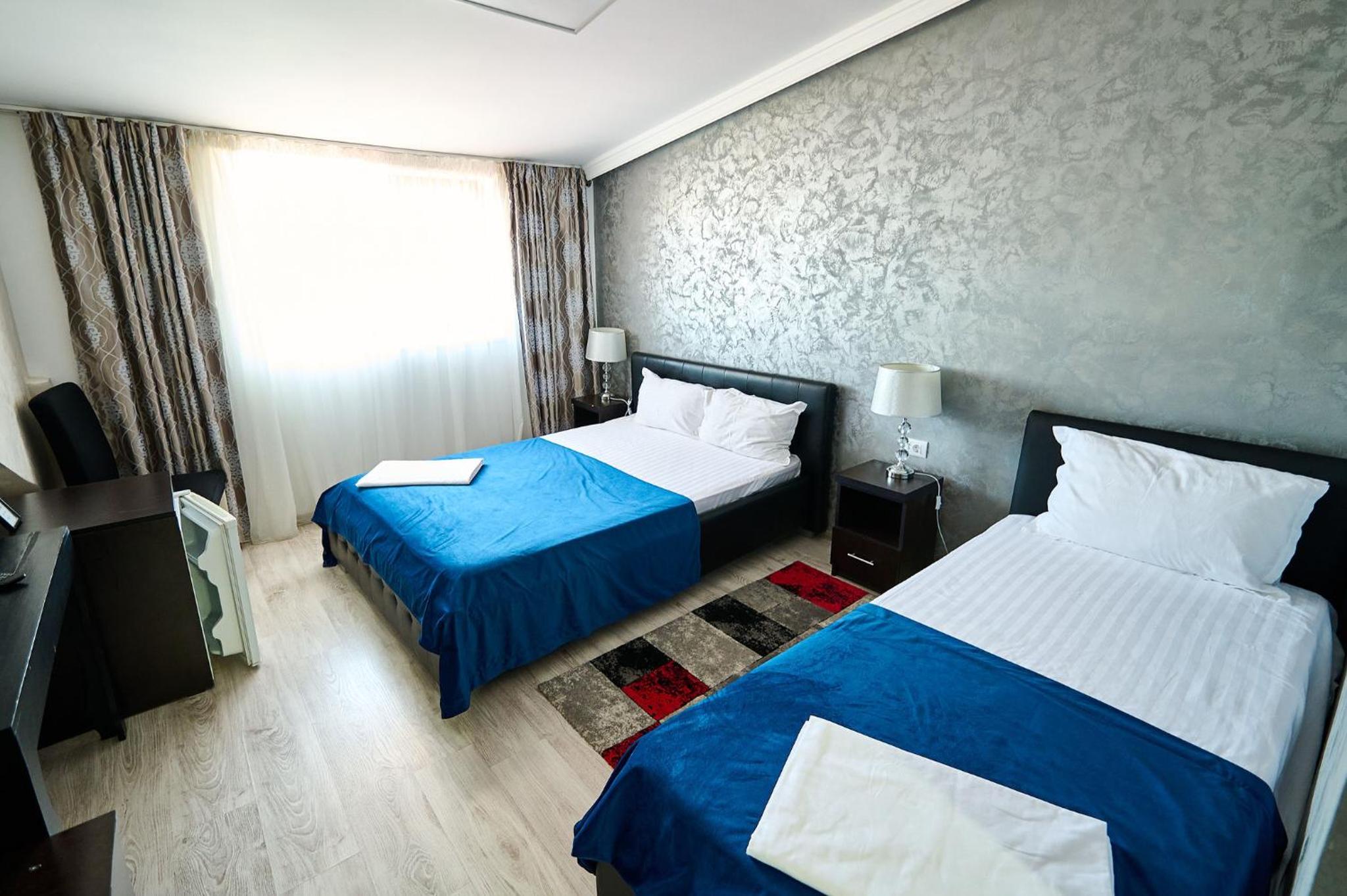 Triple Room - Photo 17