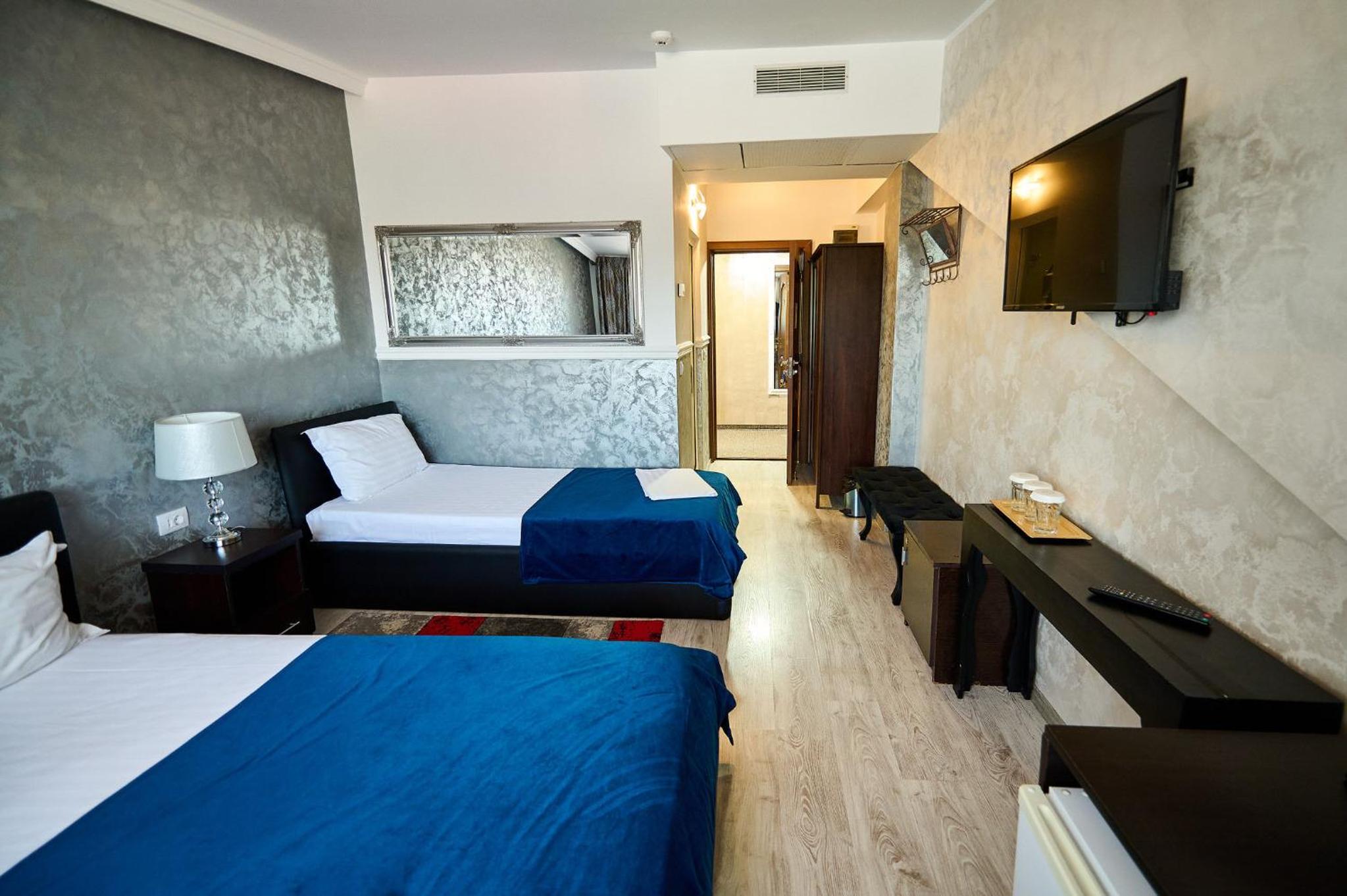 Triple Room - Photo 14