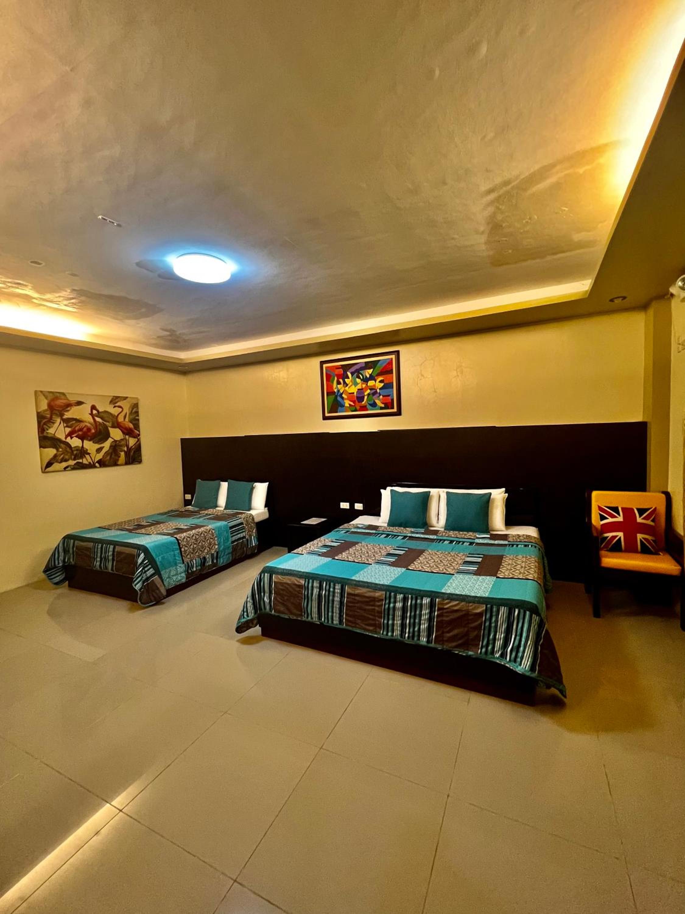 Family Room - Photo 1