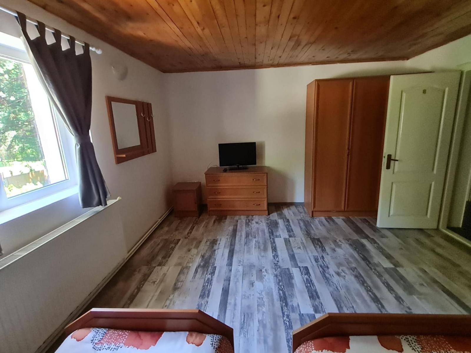 Villa photo 3