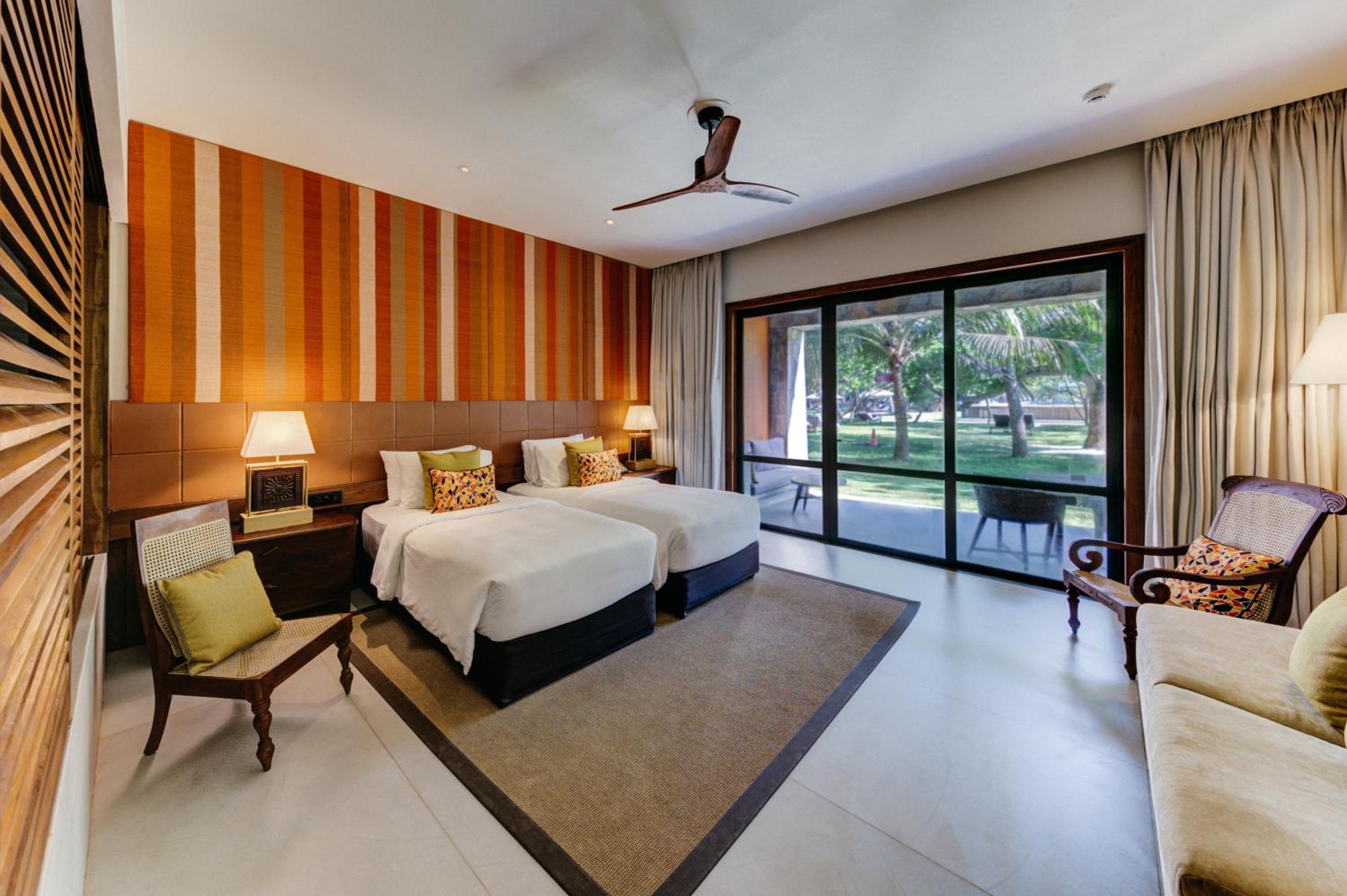 Premium Pool Access Twin Room - Discounts (10% on SPA, 5% on Water Sports)