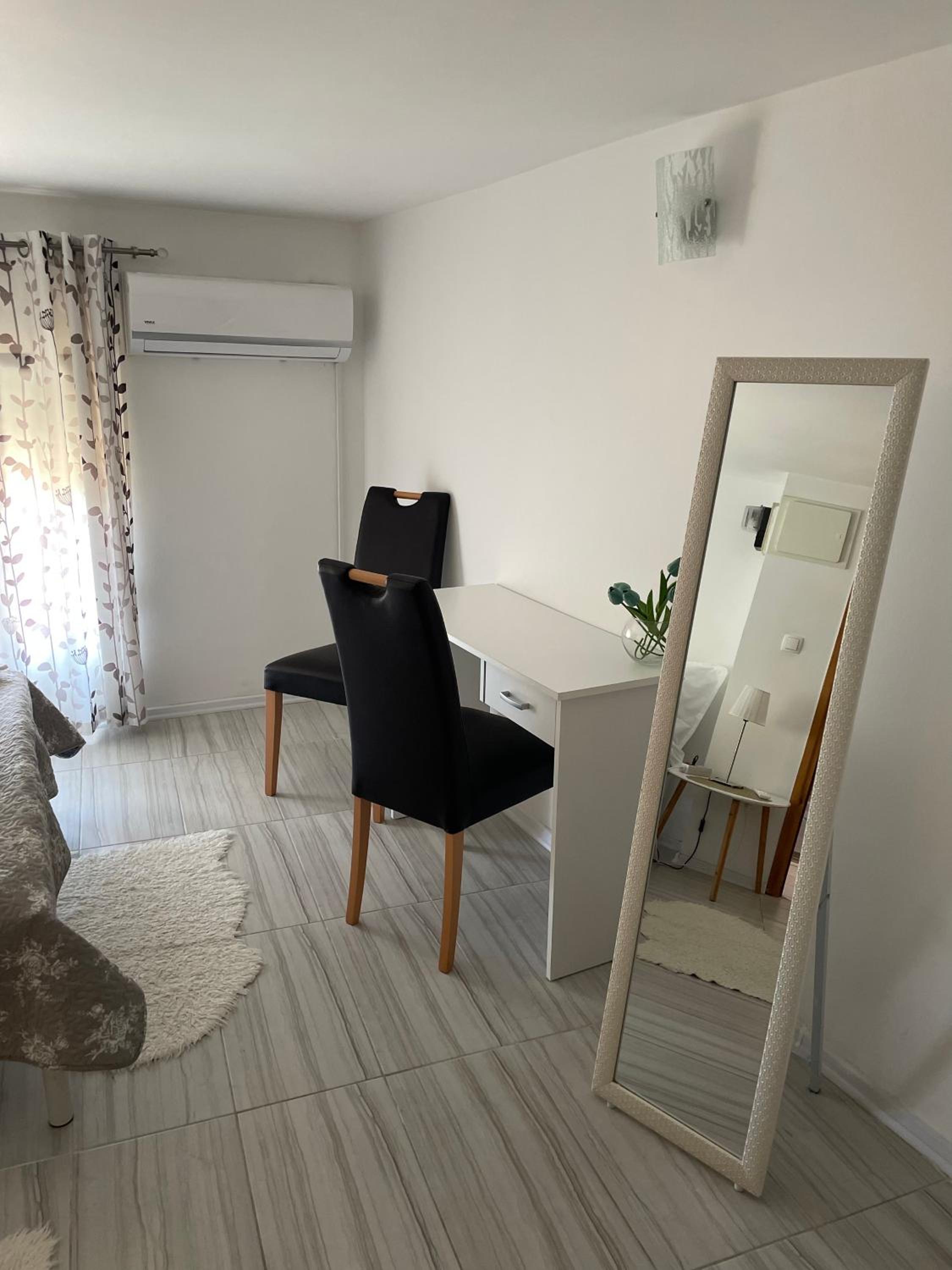Deluxe Apartment photo 3