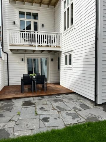 Apartment with Garden View - Photo 14