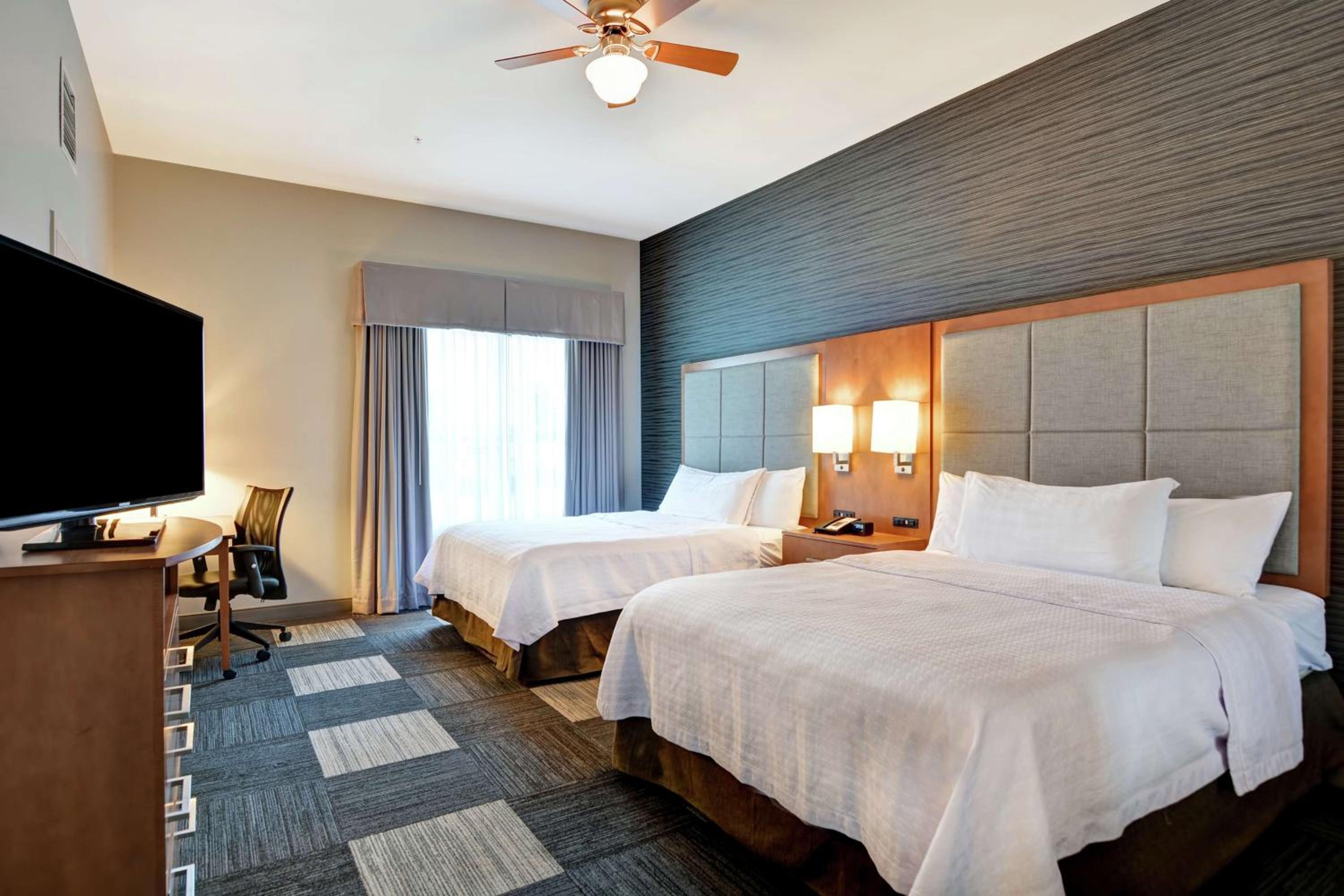 Two-Bedroom Suite - Non-Smoking